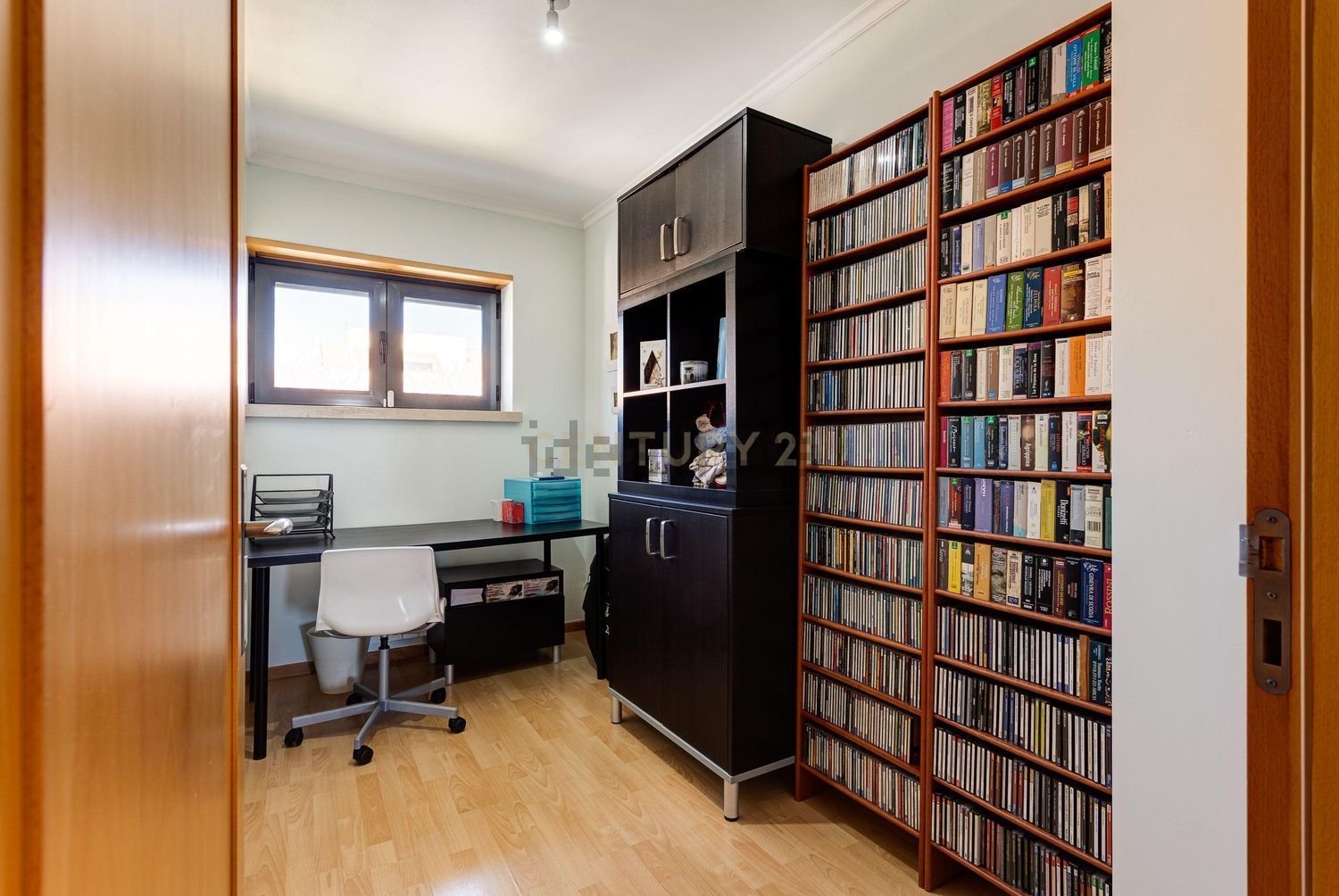 双拼别墅出售在Rua António Xavier Pereira Coutinho, 43 - 客厅