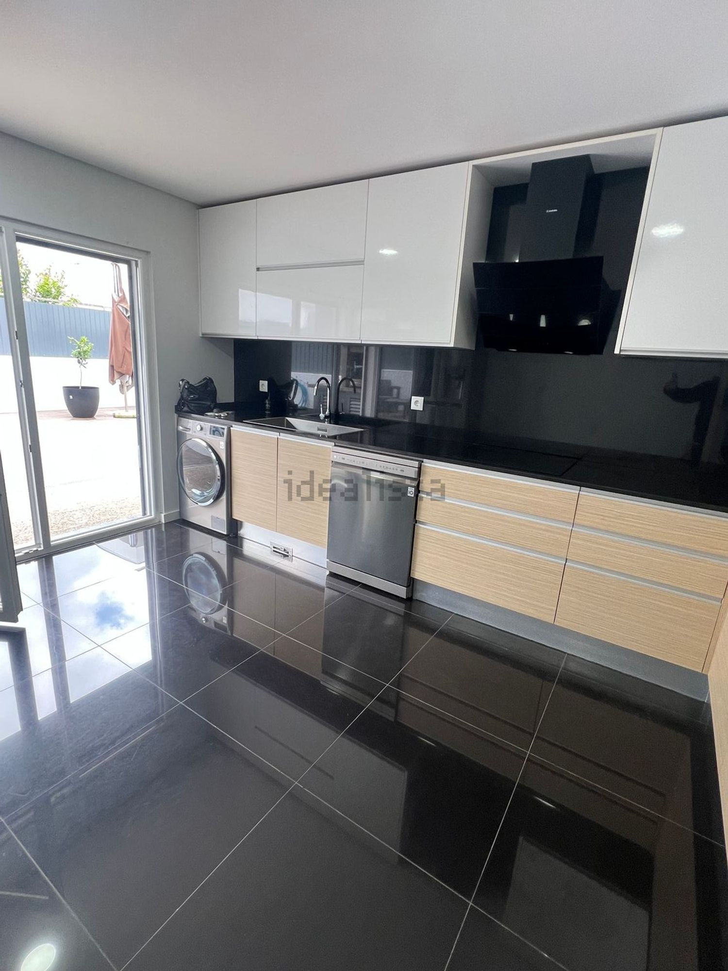 出租双拼别墅在Avenida do Seixal, 109 - 厨房