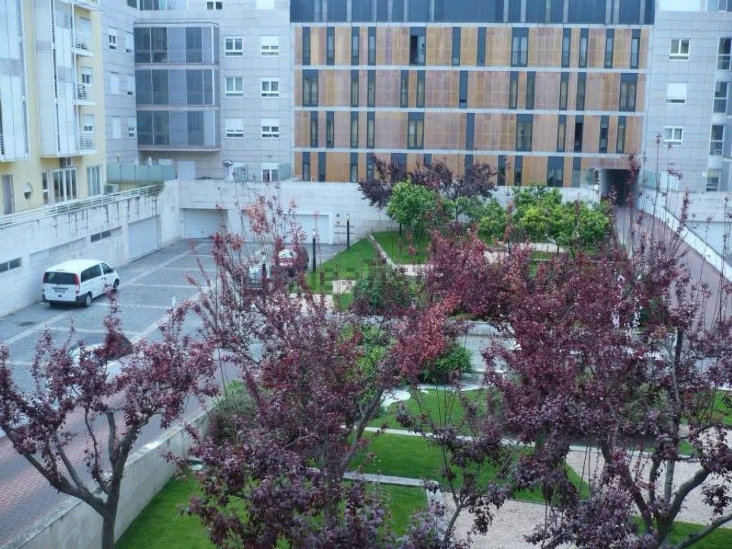 出租公寓 t4在Rua da Nau Catrineta, 7 - 花园