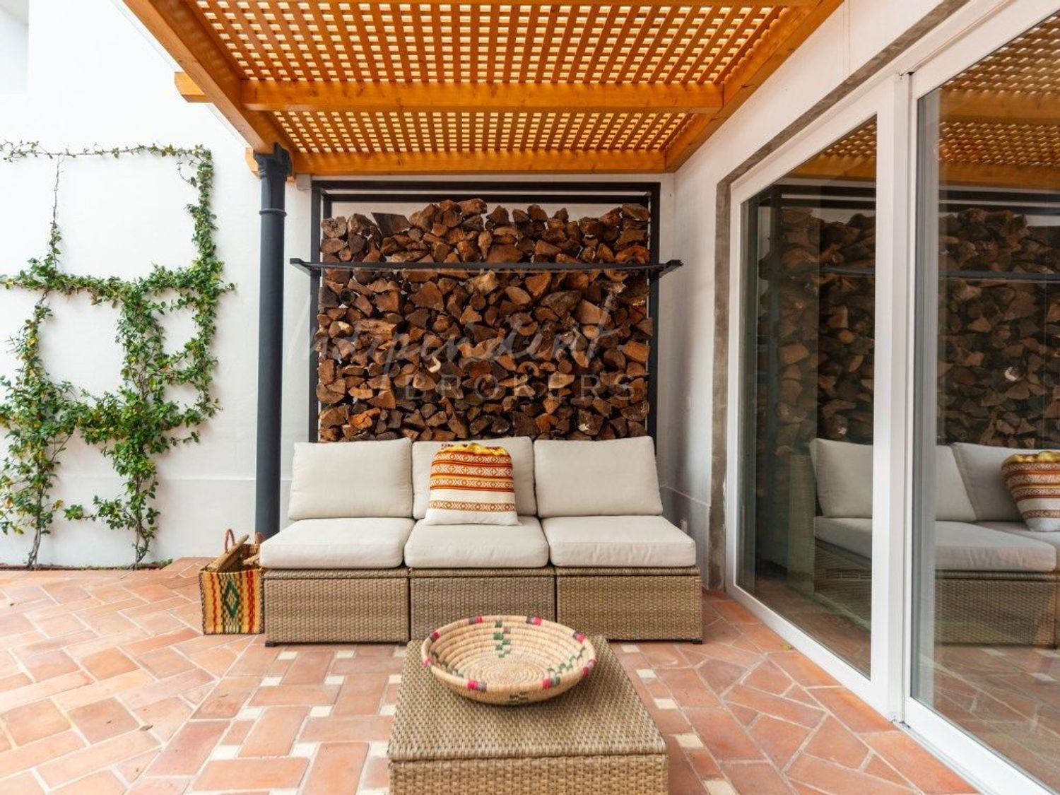 出租小楼房或独栋别墅在Rua Miguel Bombarda, 2 - 照片