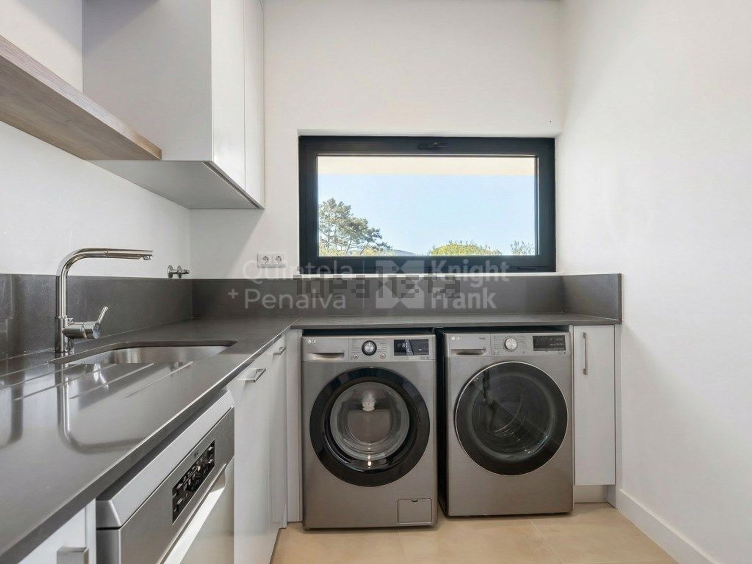 小楼房或独栋别墅出售在Estrada do Rodízio, 76 - 厨房