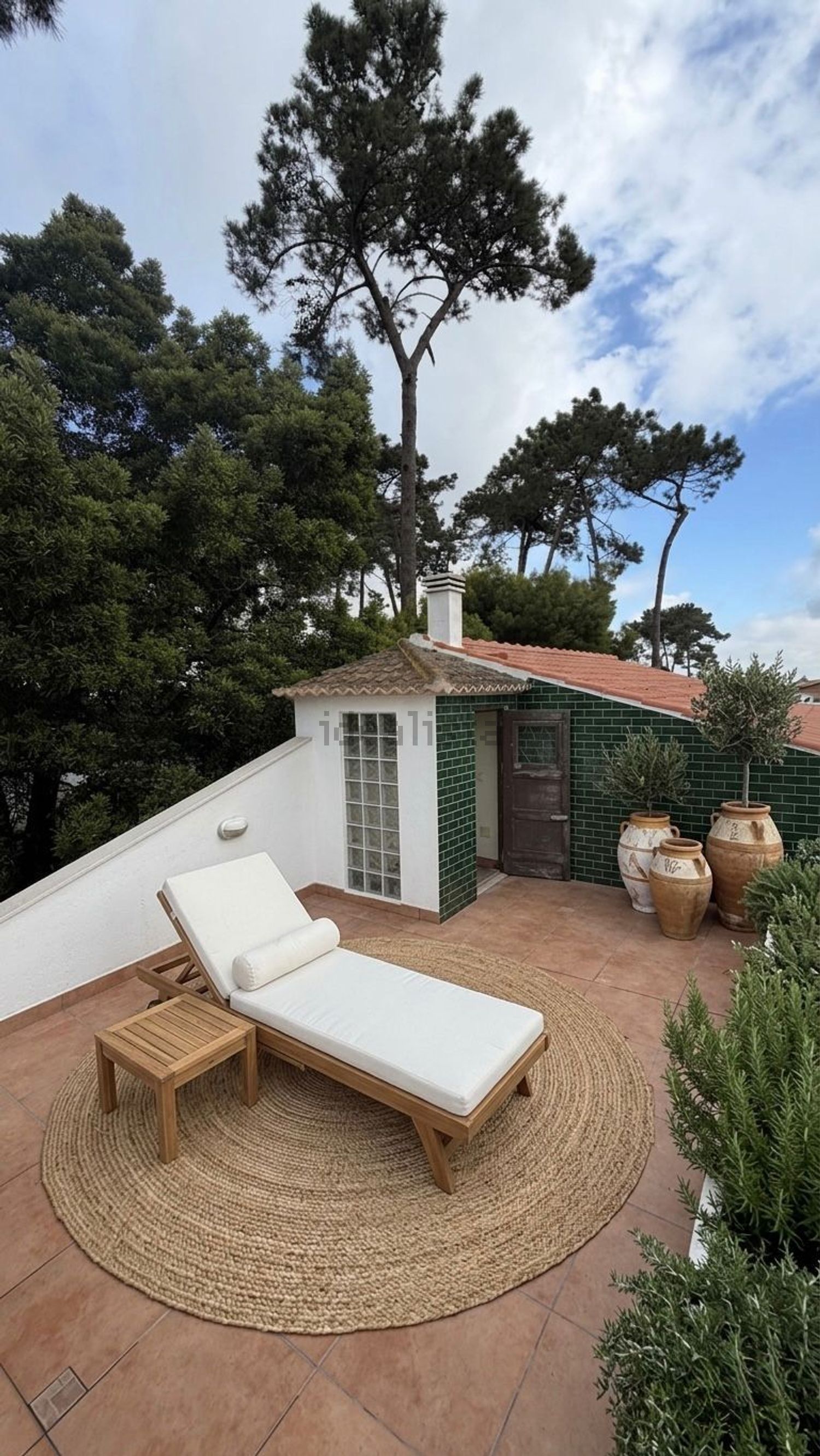 小楼房或独栋别墅出售在Rua das Rosas - 外立面