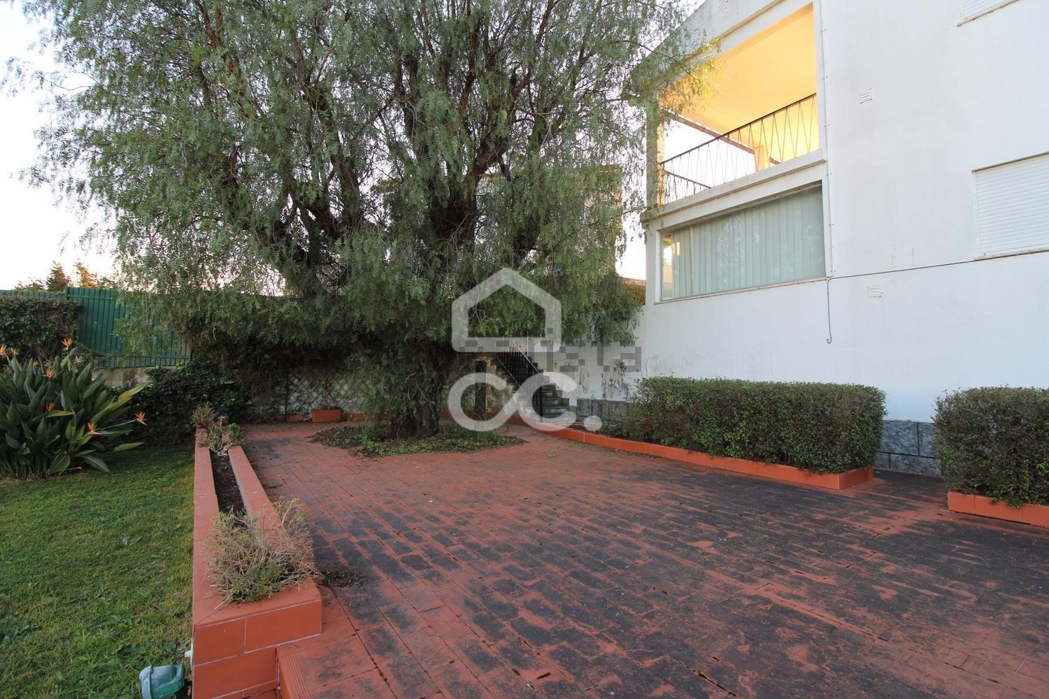 小楼房或独栋别墅出售在Santo Antão e São Julião do Tojal - 外立面