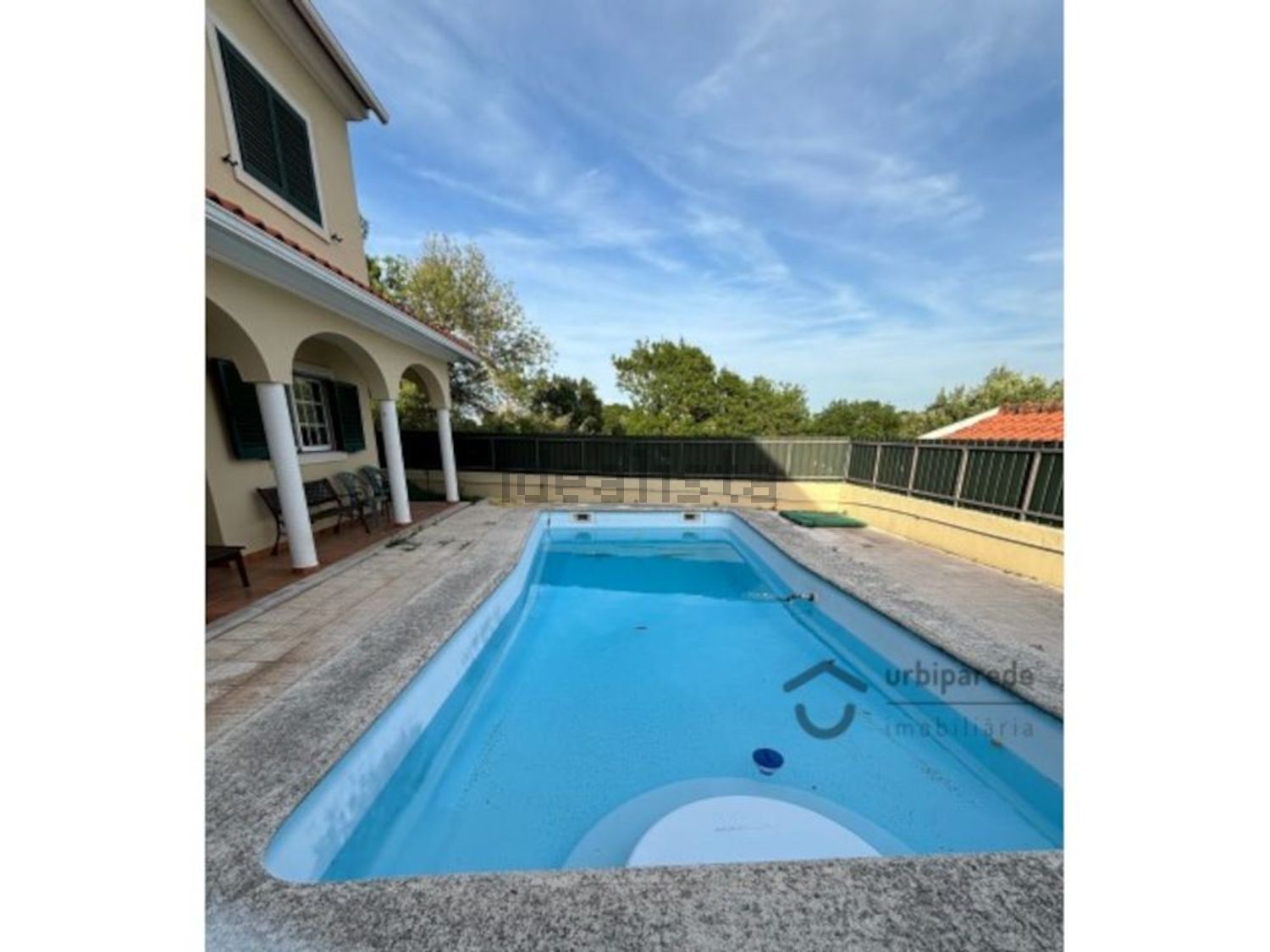 出租小楼房或独栋别墅在Praceta Susana Feitor s/n - 游泳池