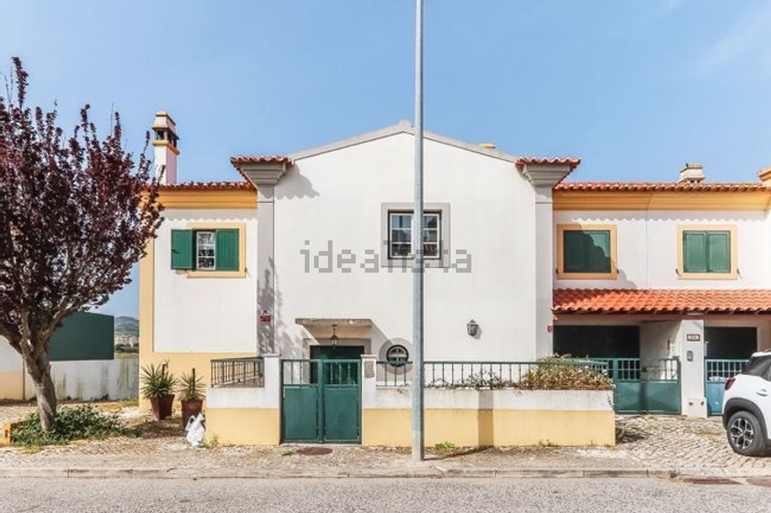 小楼房或独栋别墅出售在Praceta Santo António - 外立面