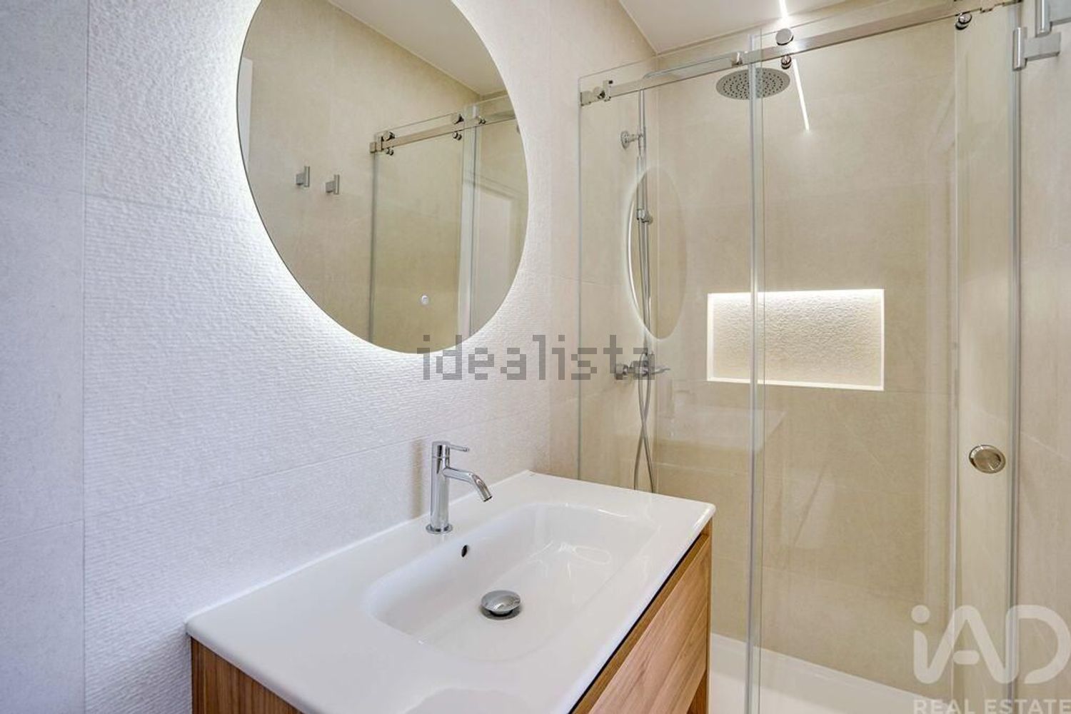 公寓 t3出售在Olivais - 卫生间
