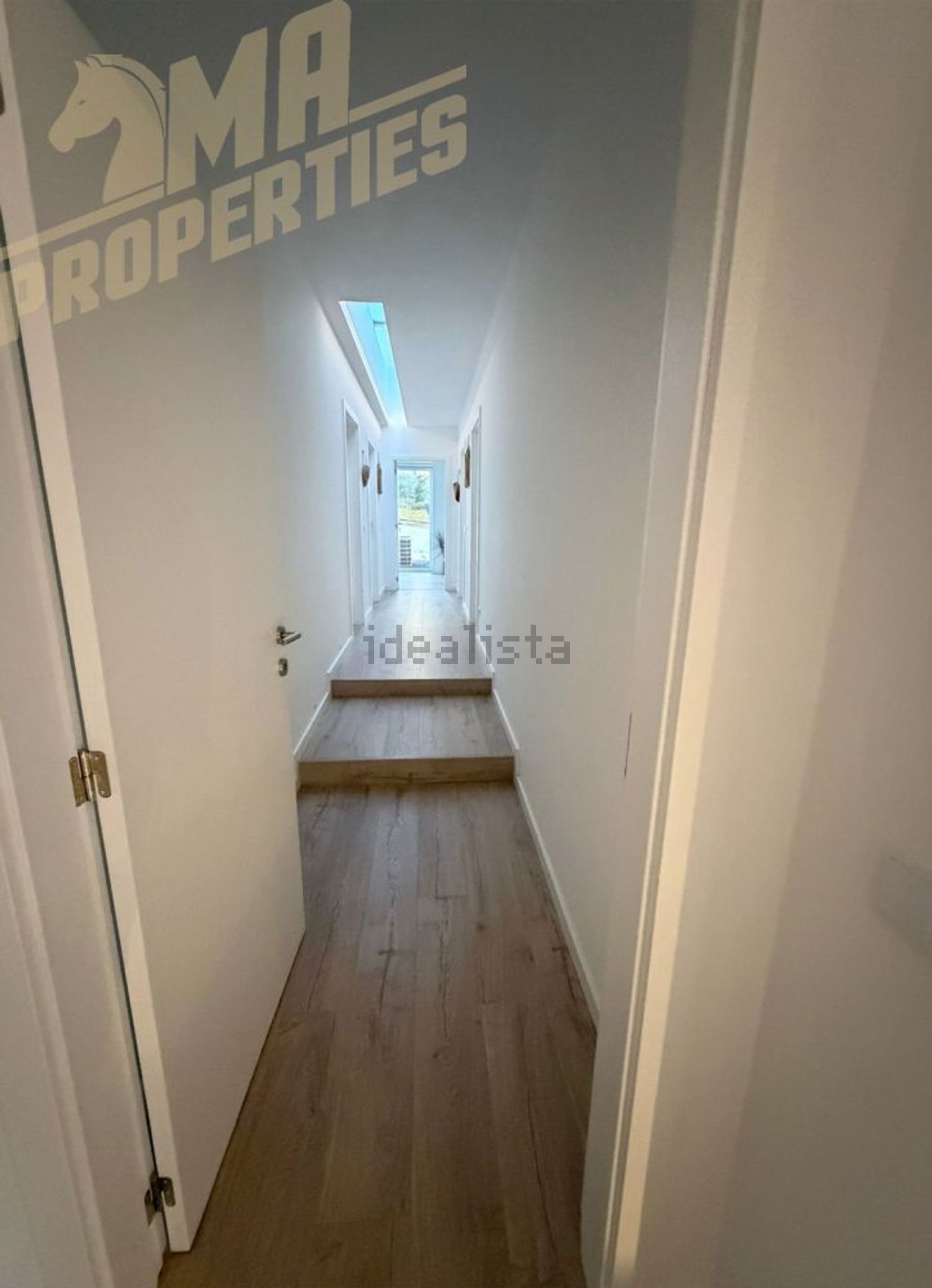 小楼房或独栋别墅出售在Rua da Mandinga, 20 - 过道