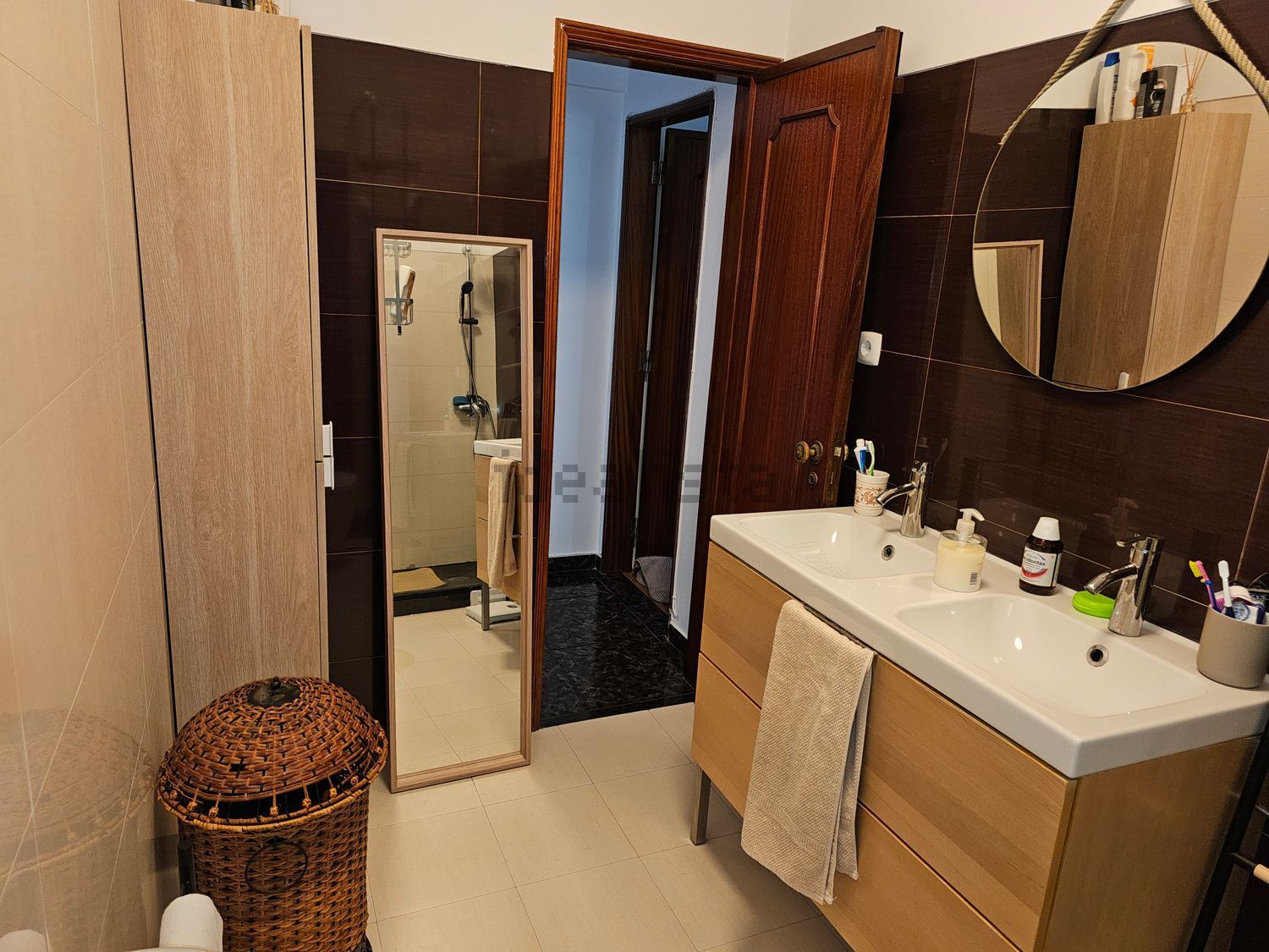 出租房间在Santa Iria de Azoia - São João da Talha - Bobadela - 卫生间