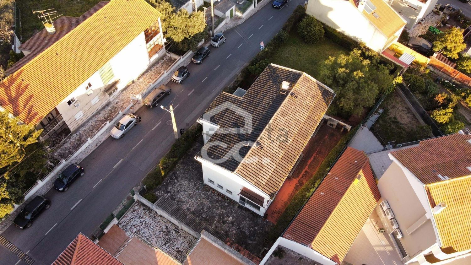 小楼房或独栋别墅出售在Santo Antão e São Julião do Tojal - 视线