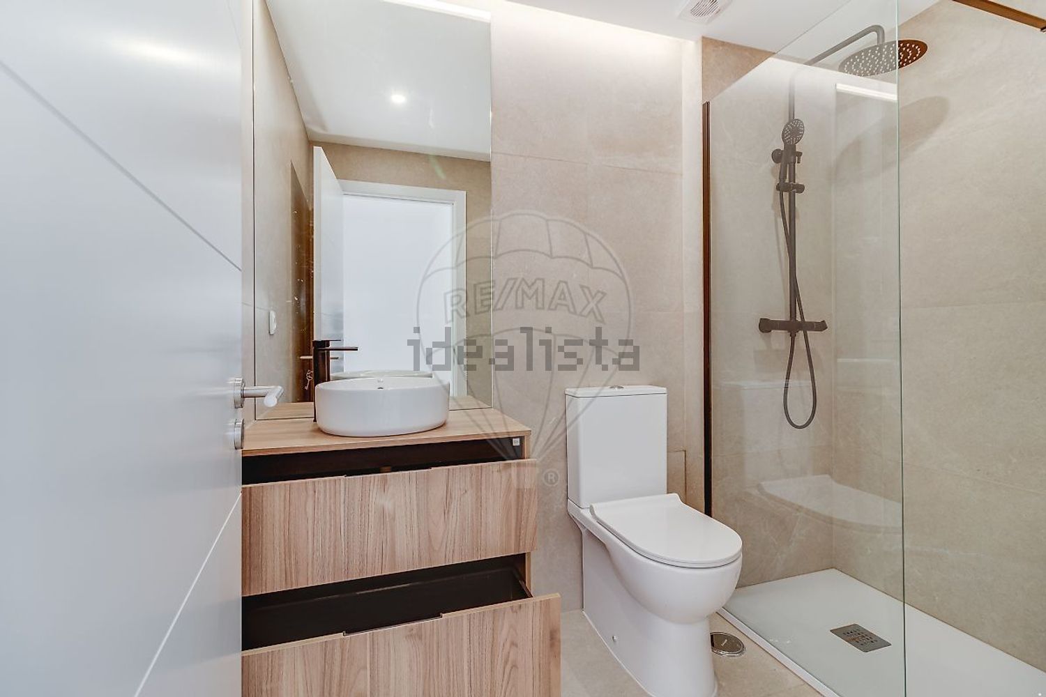 公寓 t2出售在Praceta Filinto Elísio - 卫生间