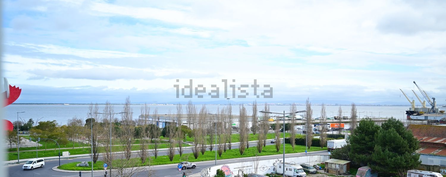 公寓 t3出售在Avenida Infante Dom Henrique, 110 - 视线