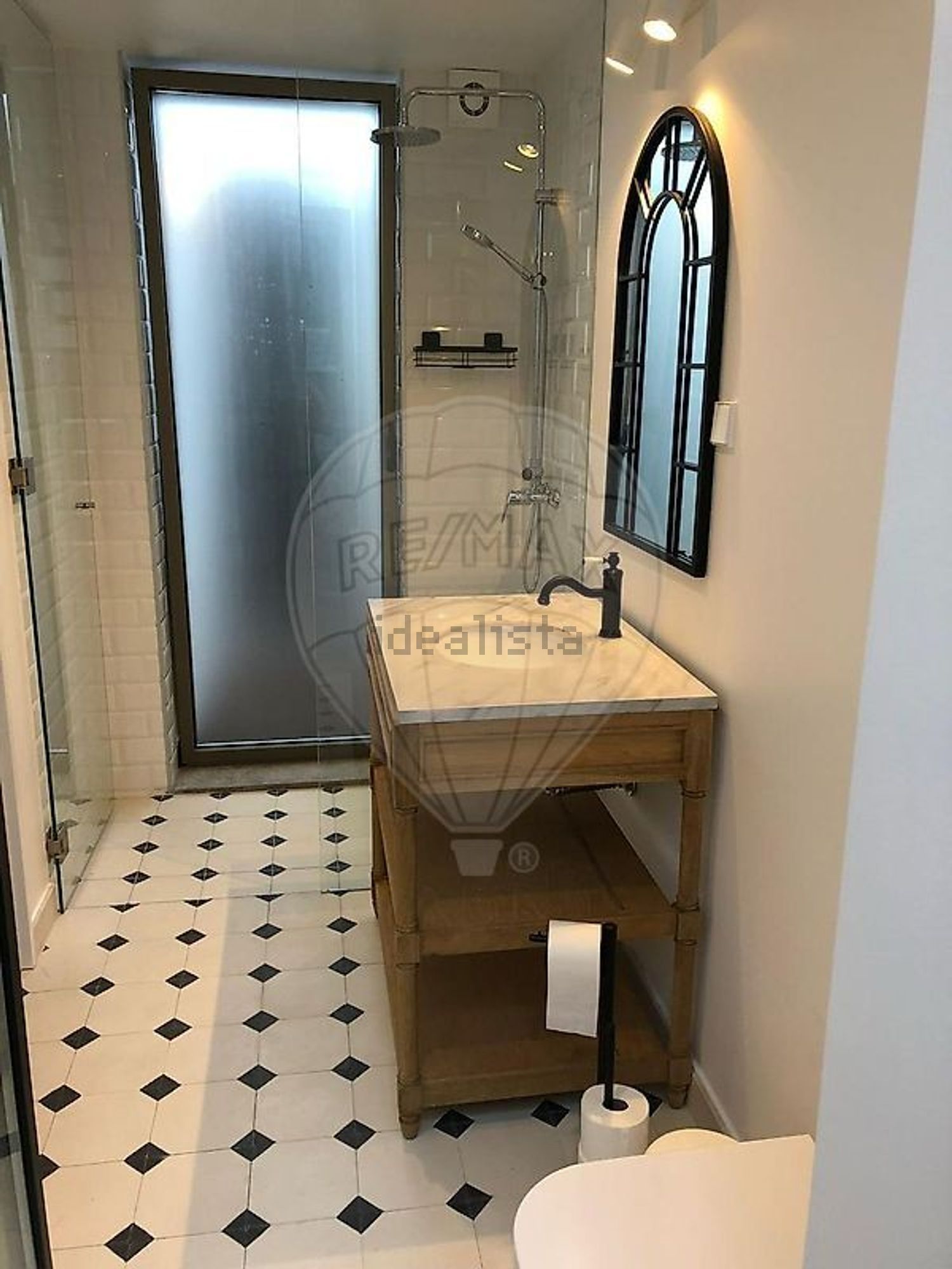 小楼房或独栋别墅出售在Largo da Eira, 6 - 过道