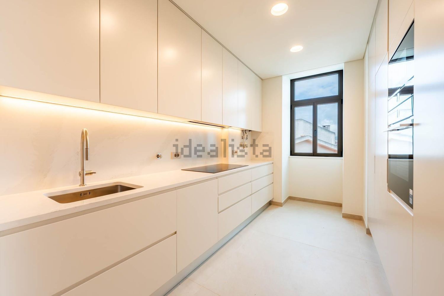 公寓 t3出售在Avenida São Pedro, 5 - 厨房