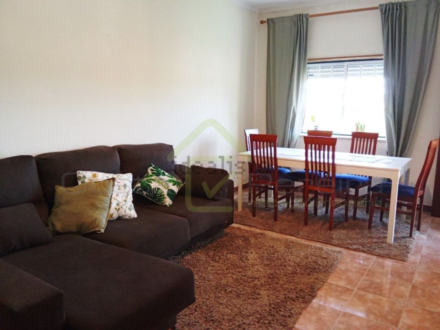 小楼房或独栋别墅出售在Vimeiro - 客厅