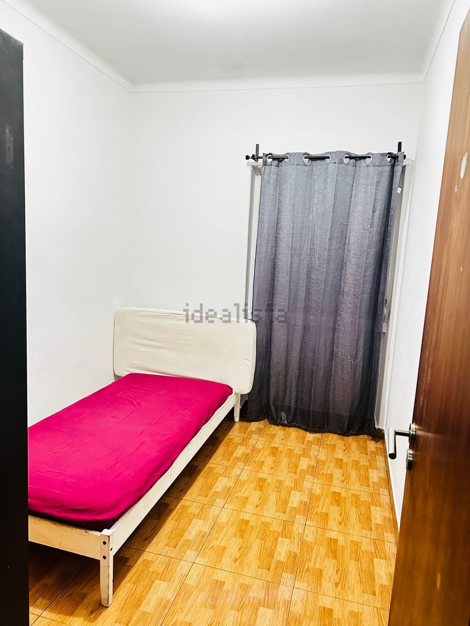 出租房间在Rua Vasco da Gama, 6 - 卧室