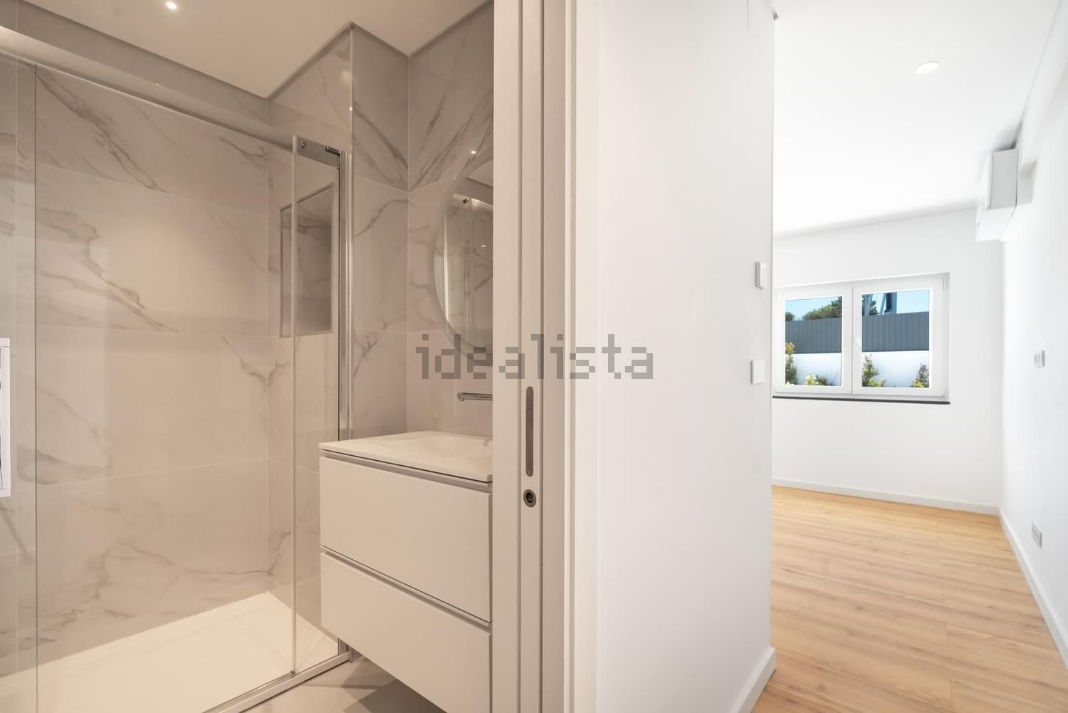 小楼房或独栋别墅出售在Beco do Algarvio - 试衣间