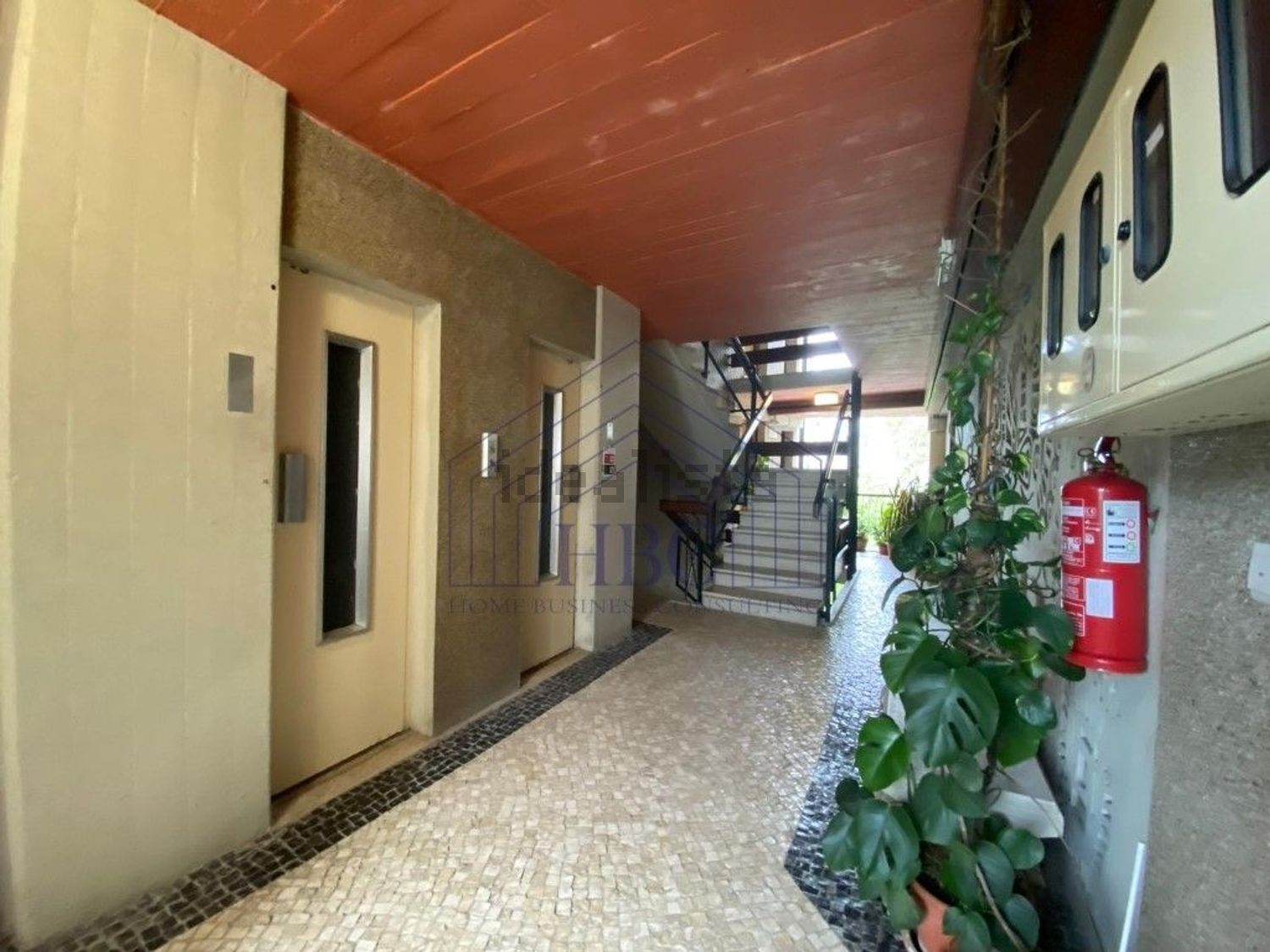 出租公寓 t1在Olivais - 电梯