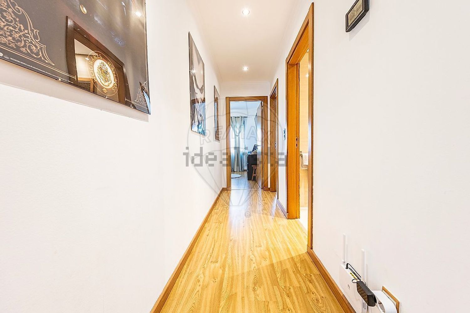 公寓 t2出售在Rua Luís Sttau Monteiro - 过道