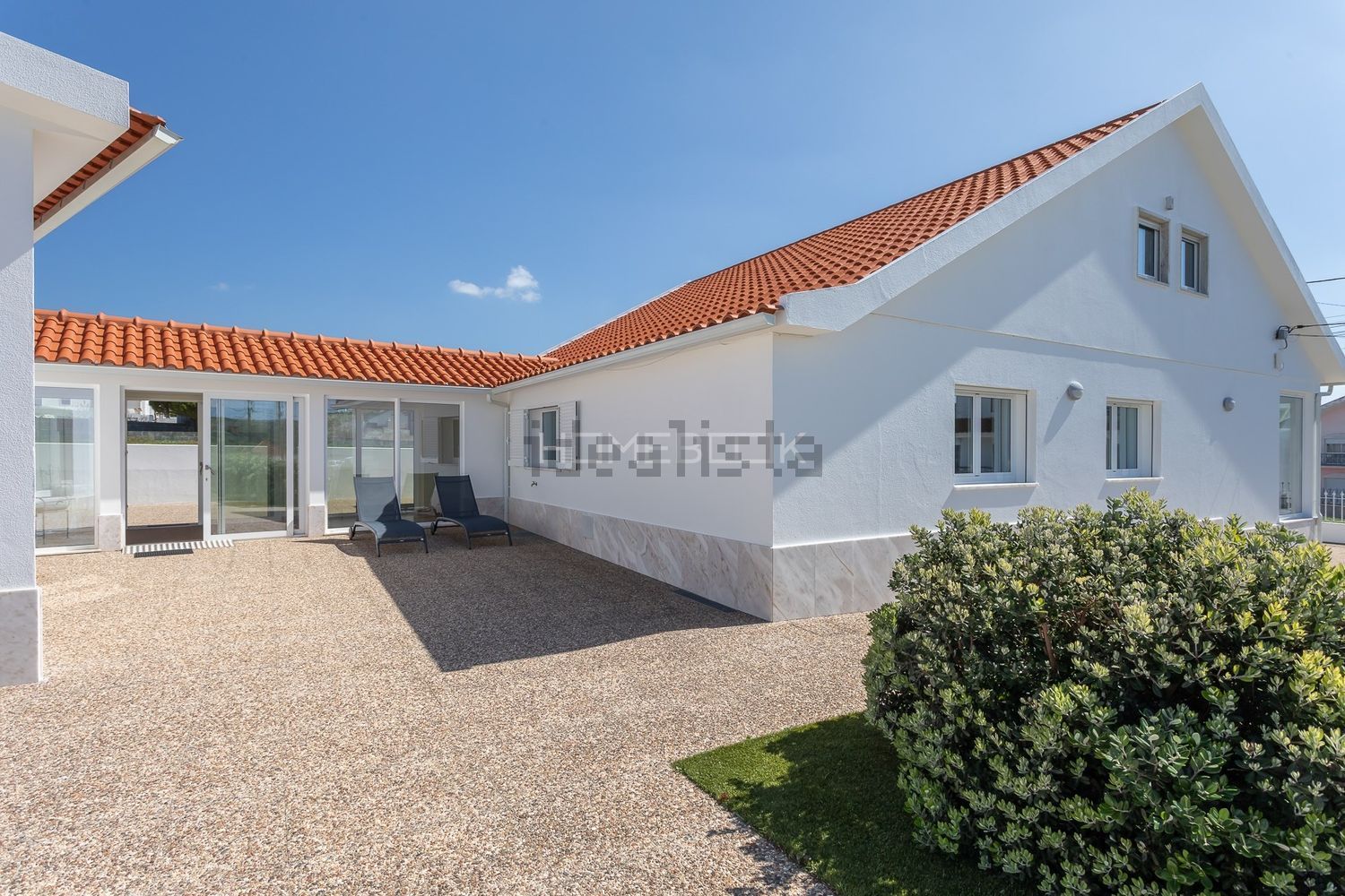 小楼房或别墅出售在Igreja Nova e Cheleiros - 外立面