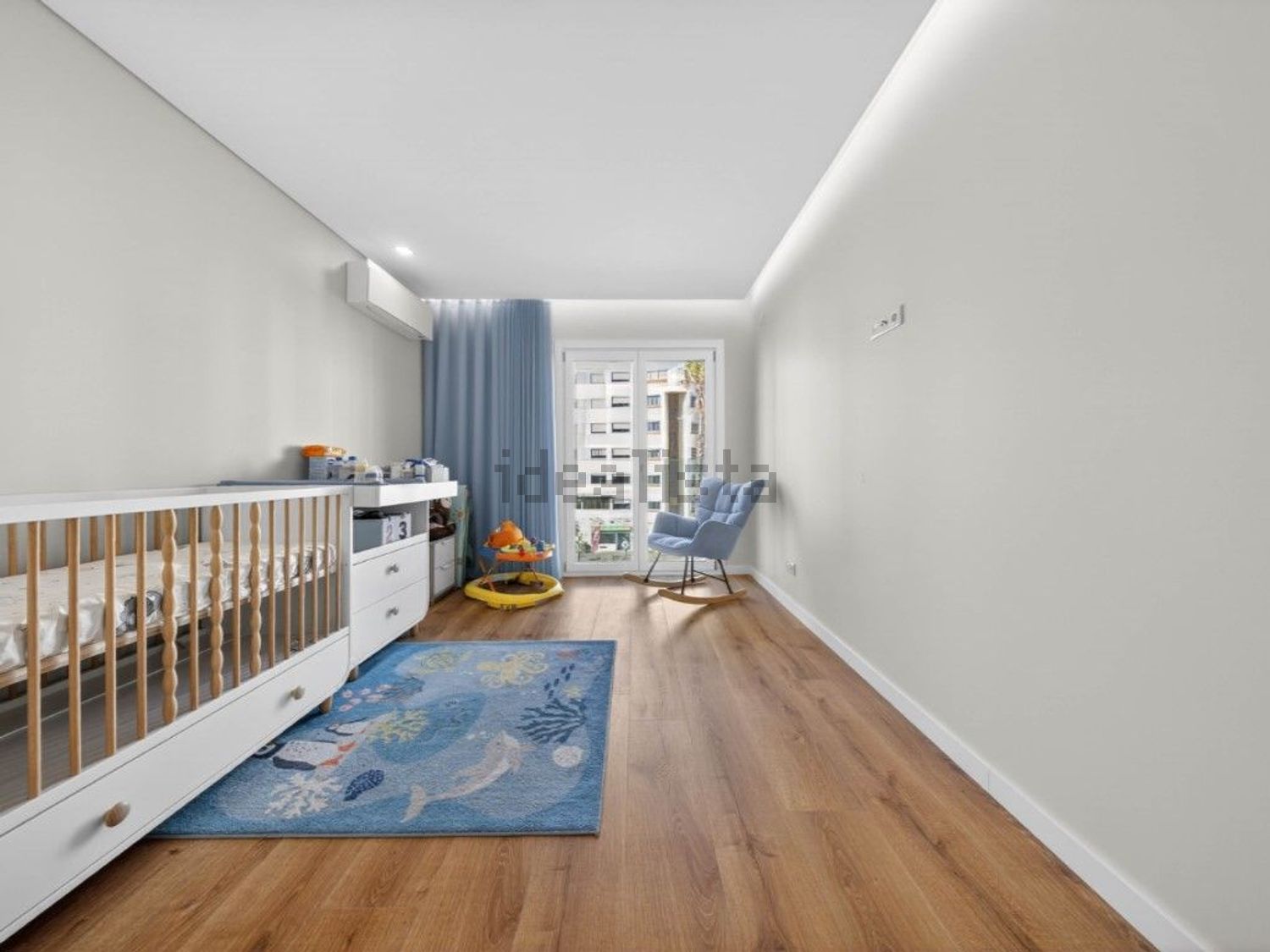 公寓 t4出售在Avenida Descobertas - 卧室