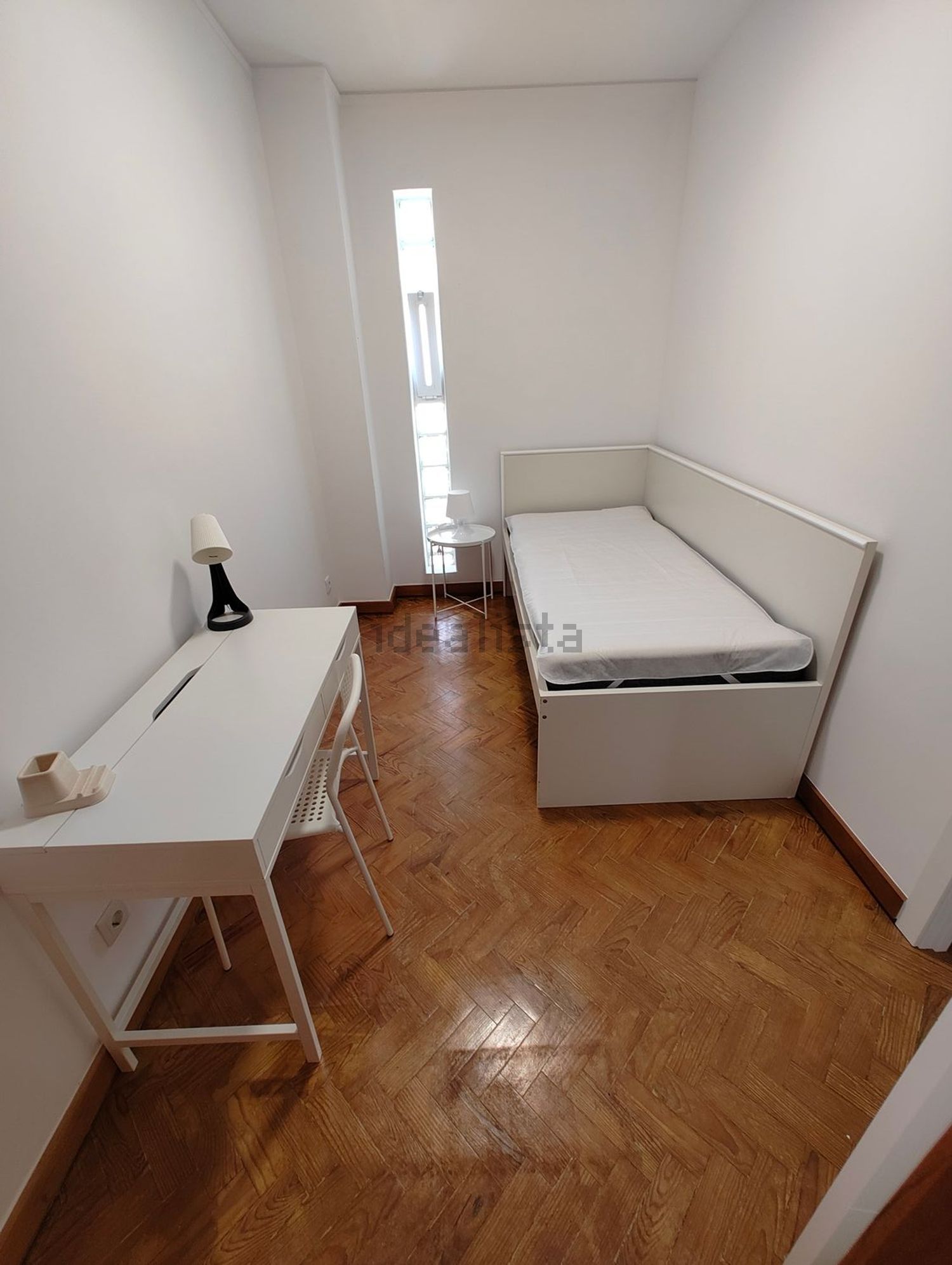 出租房间在Avenida Conde de Oeiras, 12 - 卧室