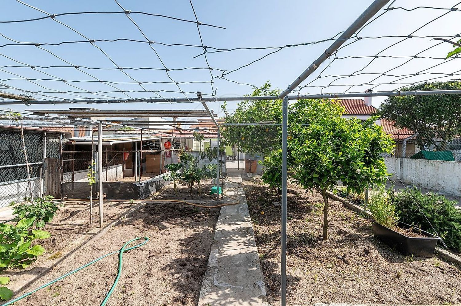 小楼房或独栋别墅出售在Rua Bento de Jesus Caraça - 花园