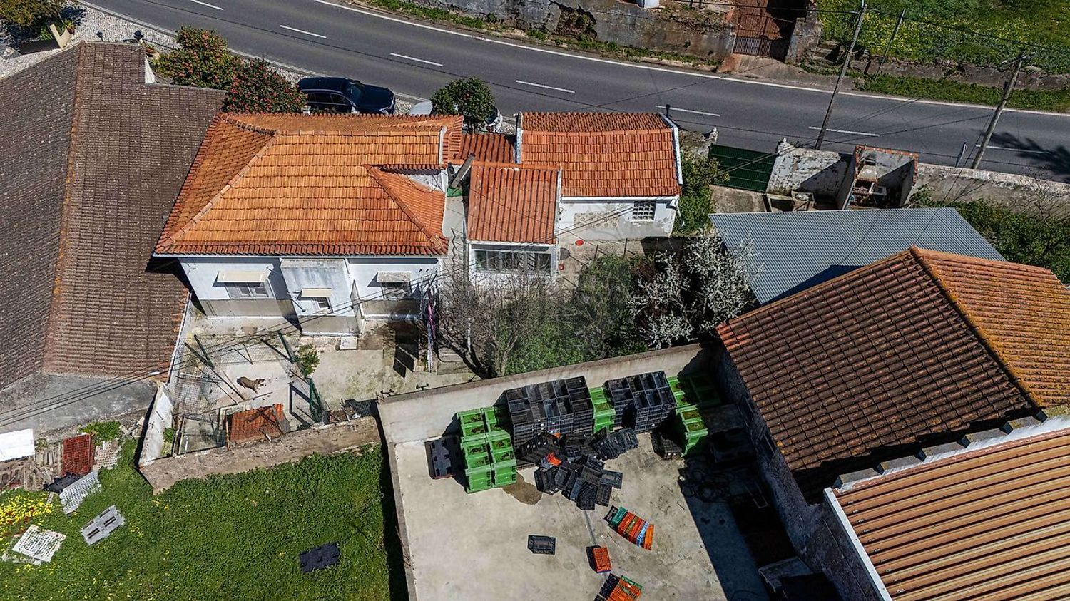 小楼房或独栋别墅出售N115-1 - 照片