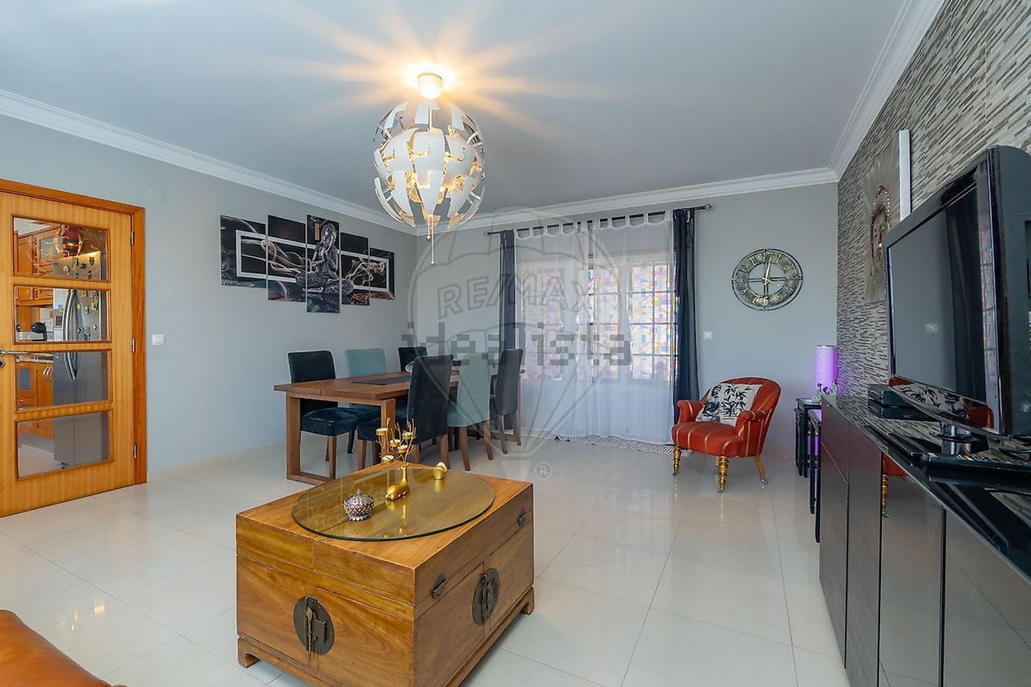 小楼房或独栋别墅出售在Rua do Campo da Bola - 客厅