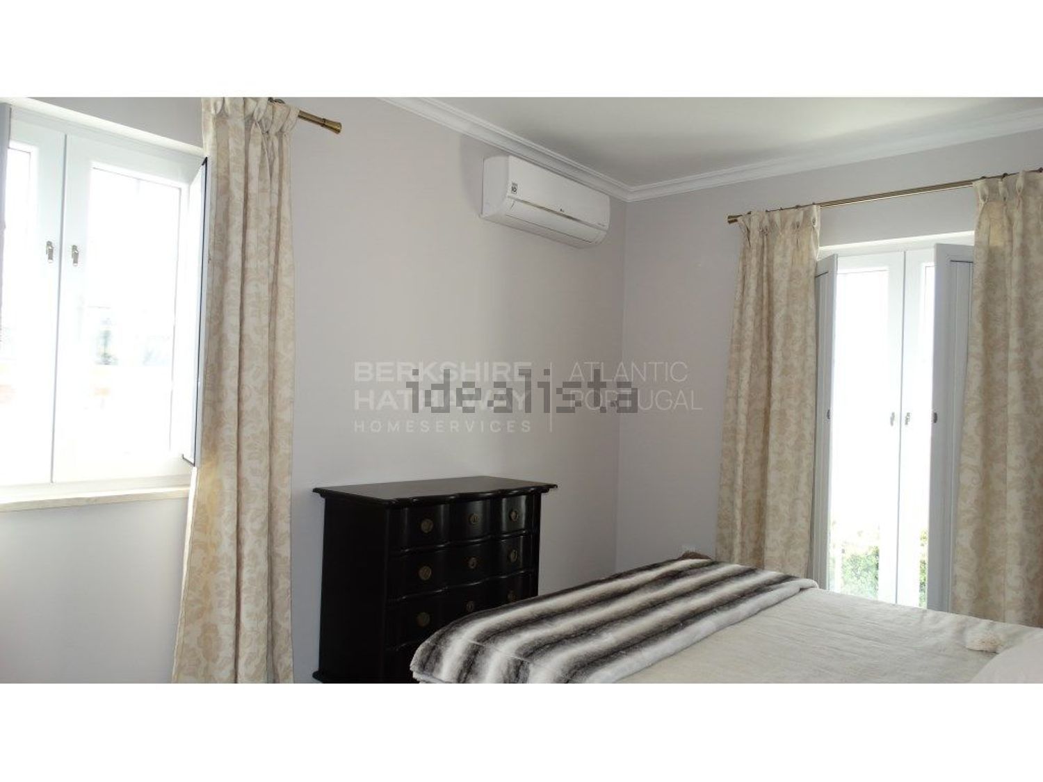 小楼房或独栋别墅出售在Porto Covo - 卧室