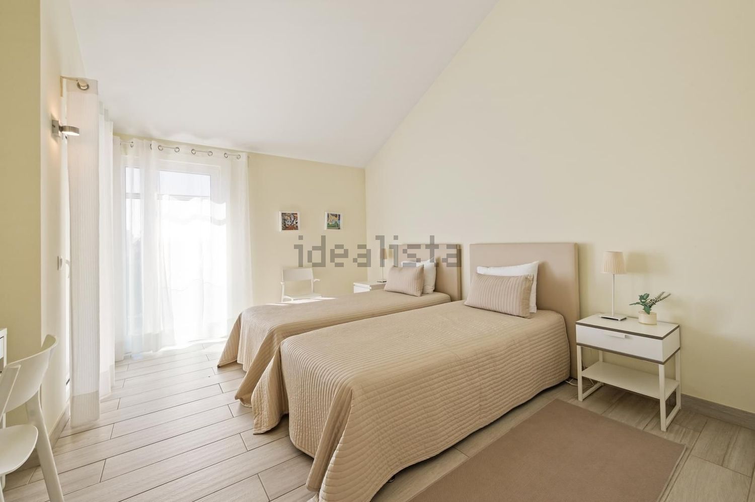 小楼房或独栋别墅出售在Rua da Mondina - 卧室