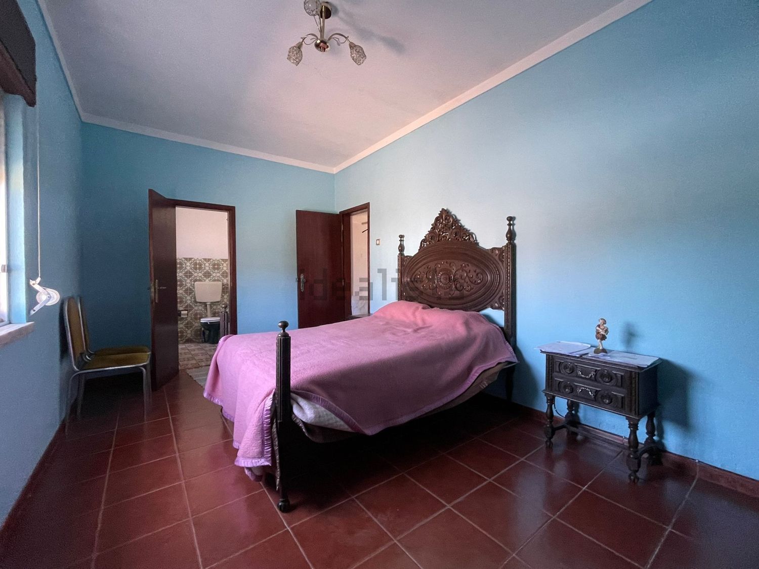 小楼房或独栋别墅出售在Palhais e Coina - 卧室