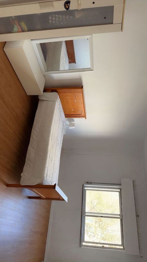 出租房间在Avenida 25 de Abril, 79