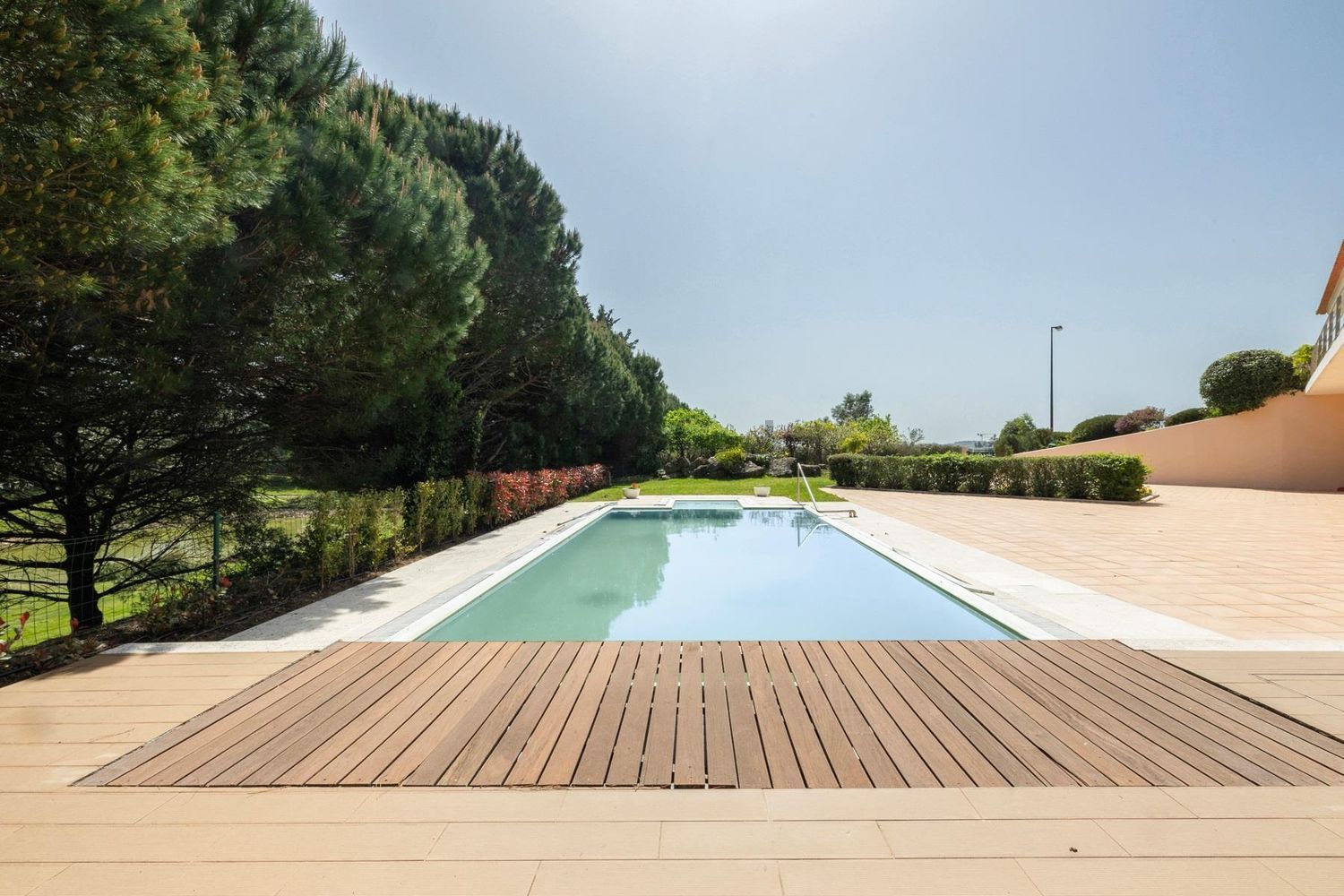 小楼房或独栋别墅出售在Rua da Mãe d'Água, 20 - 游泳池