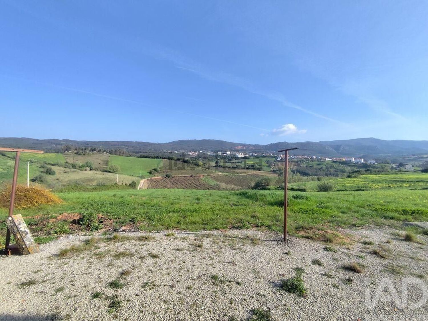 小楼房或独栋别墅出售在Lamas e Cercal - 周边