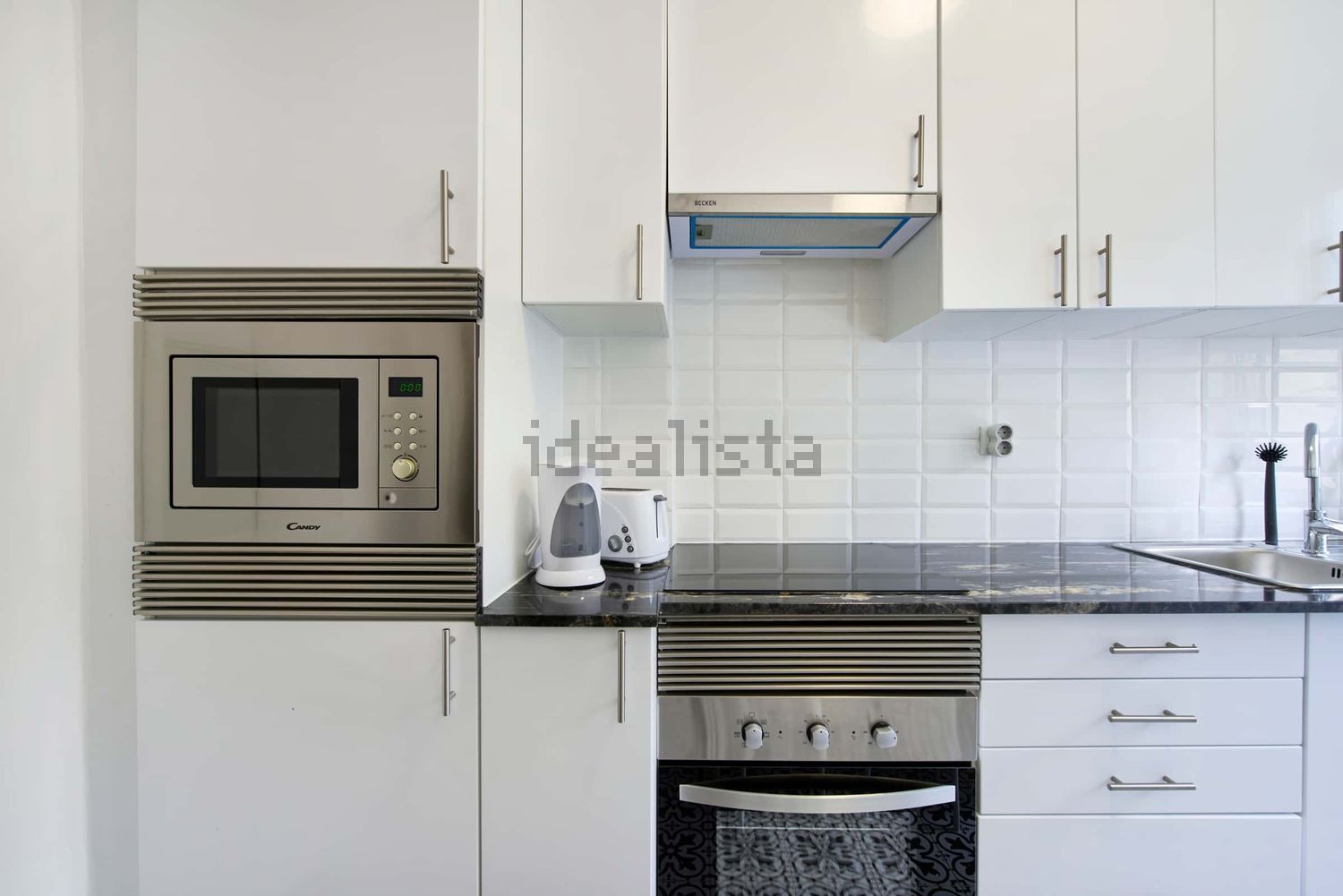 出租房间在Rua Elias Garcia, 60 - 厨房