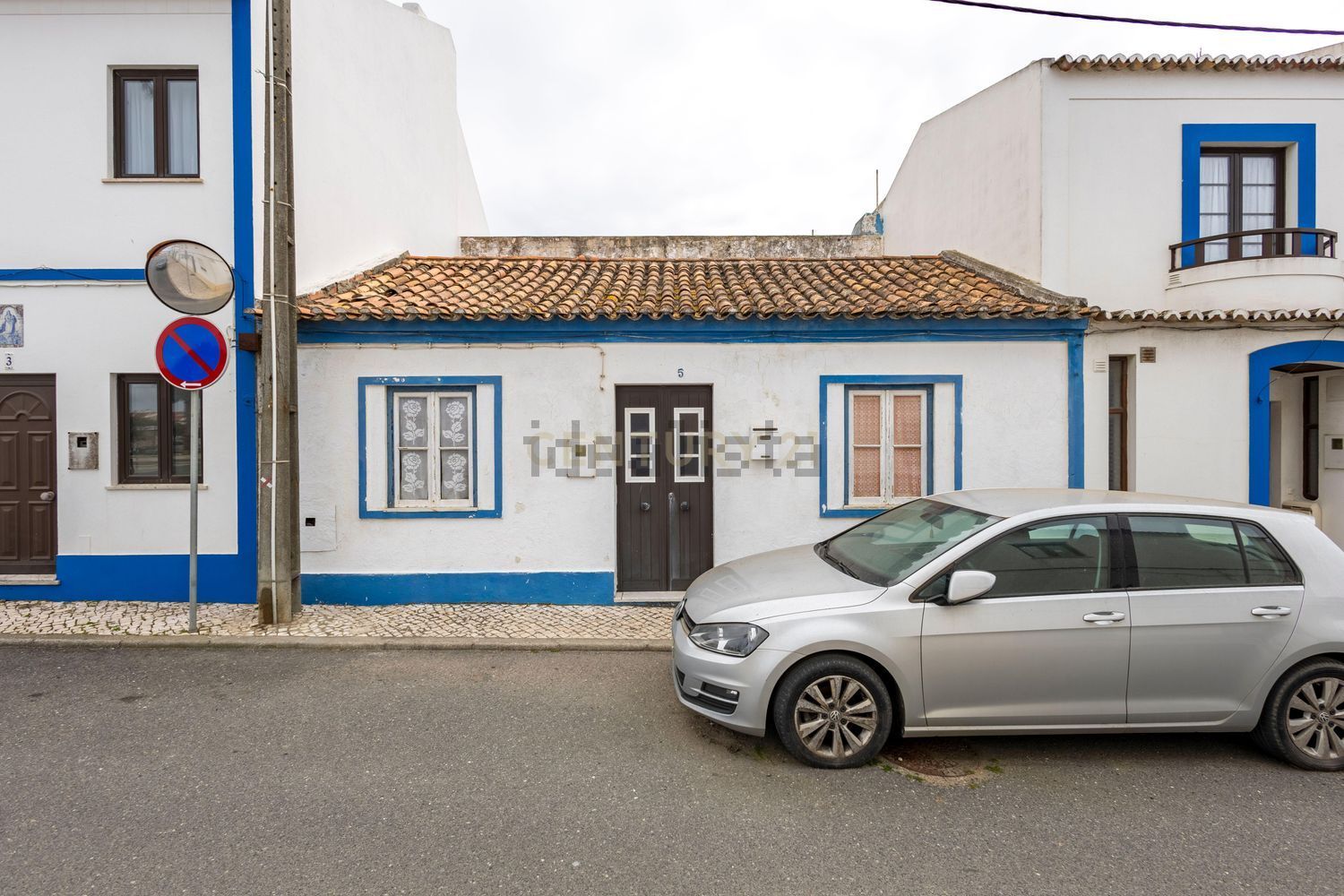 小楼房或独栋别墅出售在Rua Candido da Silva - 外立面