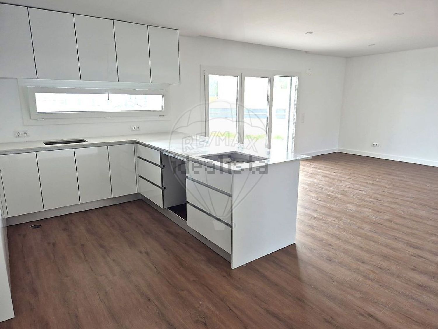 小楼房或独栋别墅出售在Rua 27 - 厨房