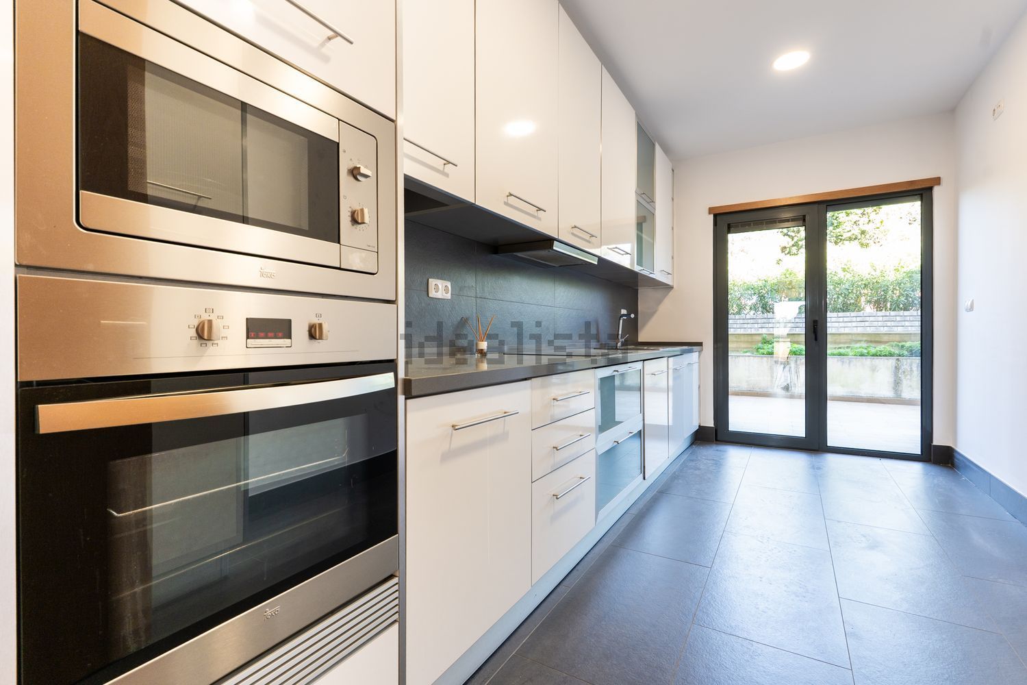 出租公寓 t1在Rua do Campo de Futebol - 厨房