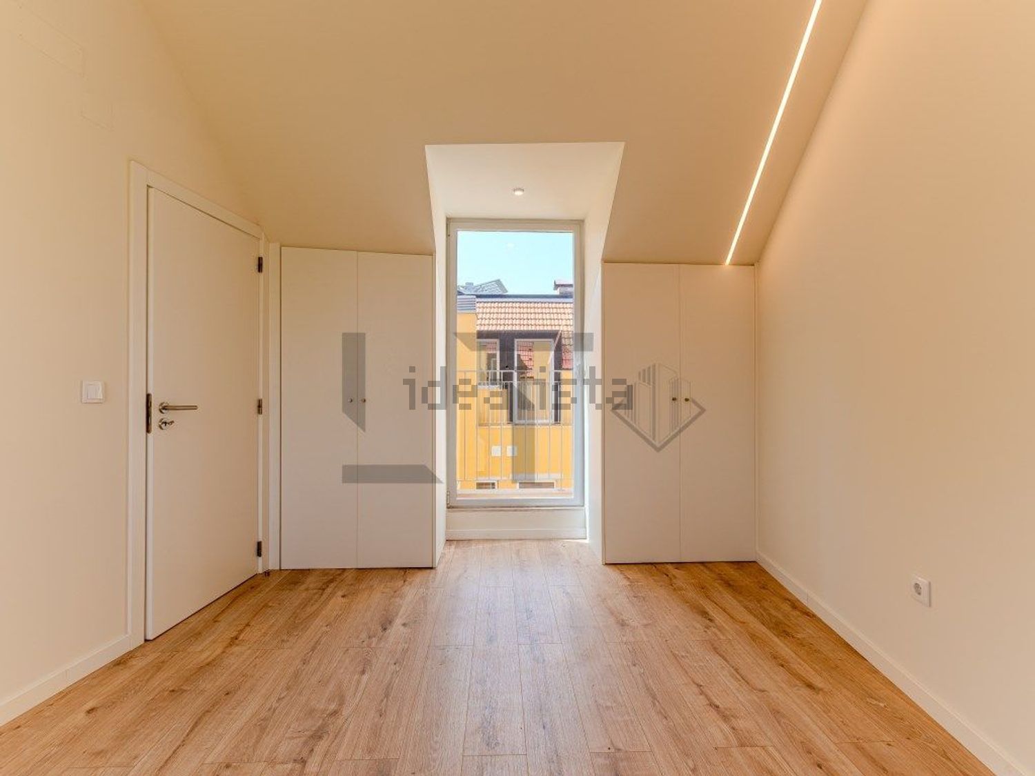 公寓 t2出售在Rua Doutor António Granjo, 4 a - 居住