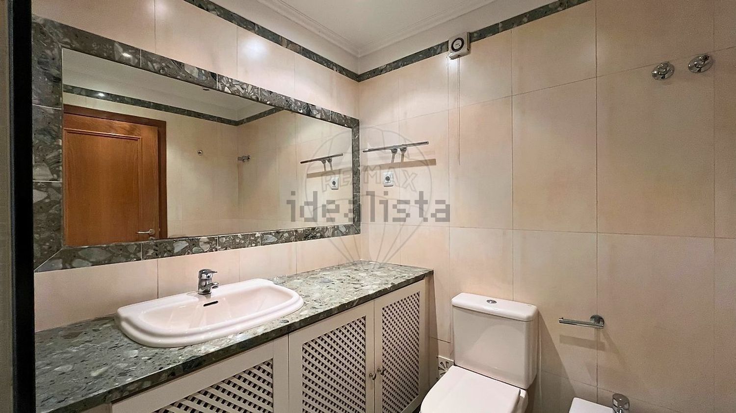 公寓 t3出售在Rua Domingos Rebelo - 卫生间