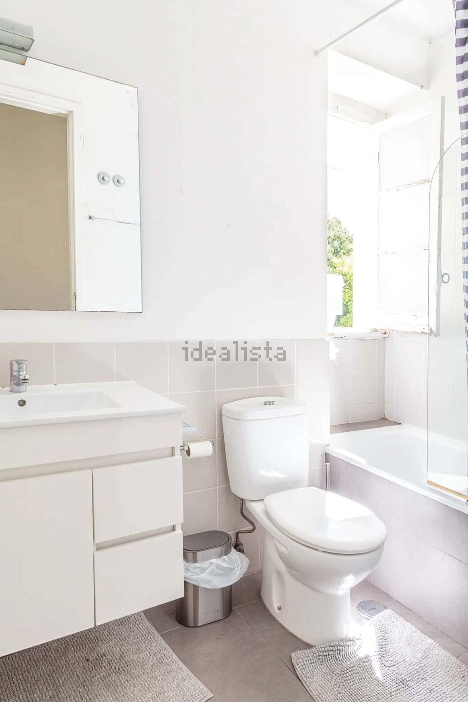 出租房间在Rua Actor Vale, 29 - 卫生间