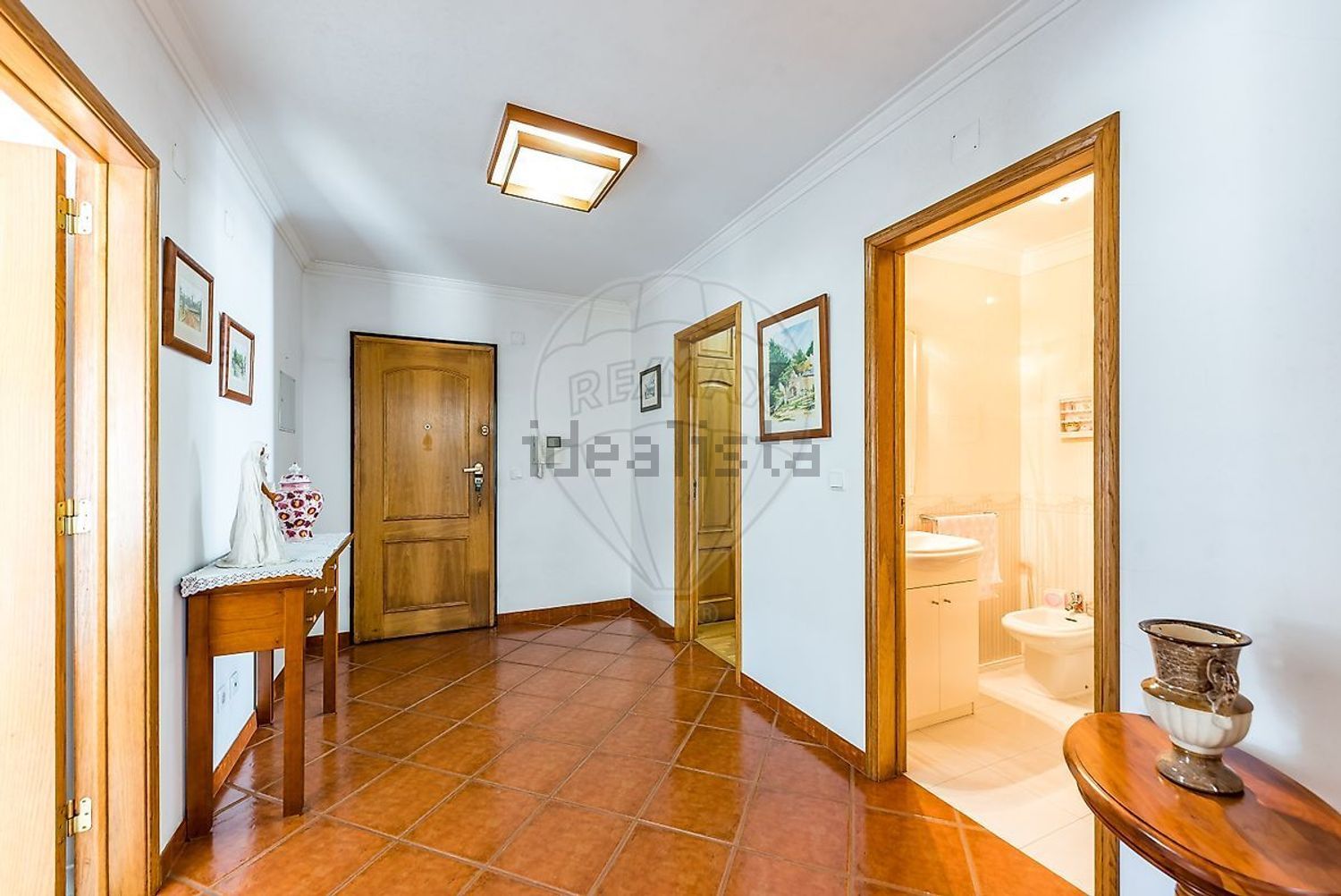 公寓 t4出售在Avenida 9 de Julho - 过道