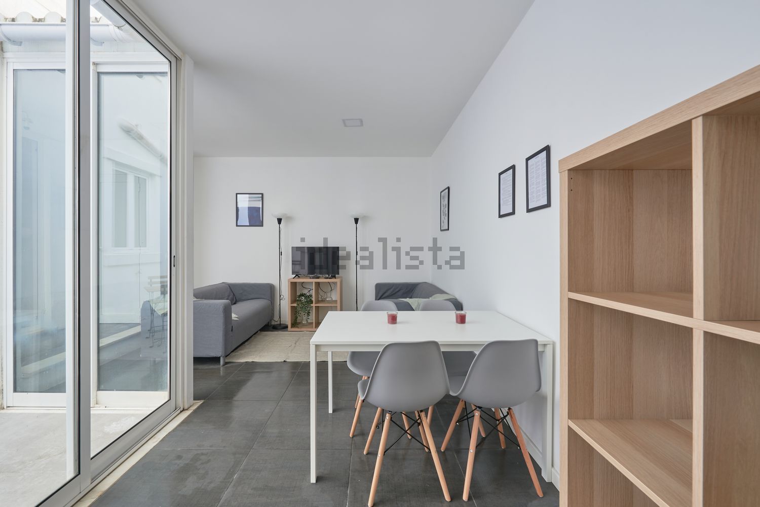 出租房间在Rua David Lopes - 客厅