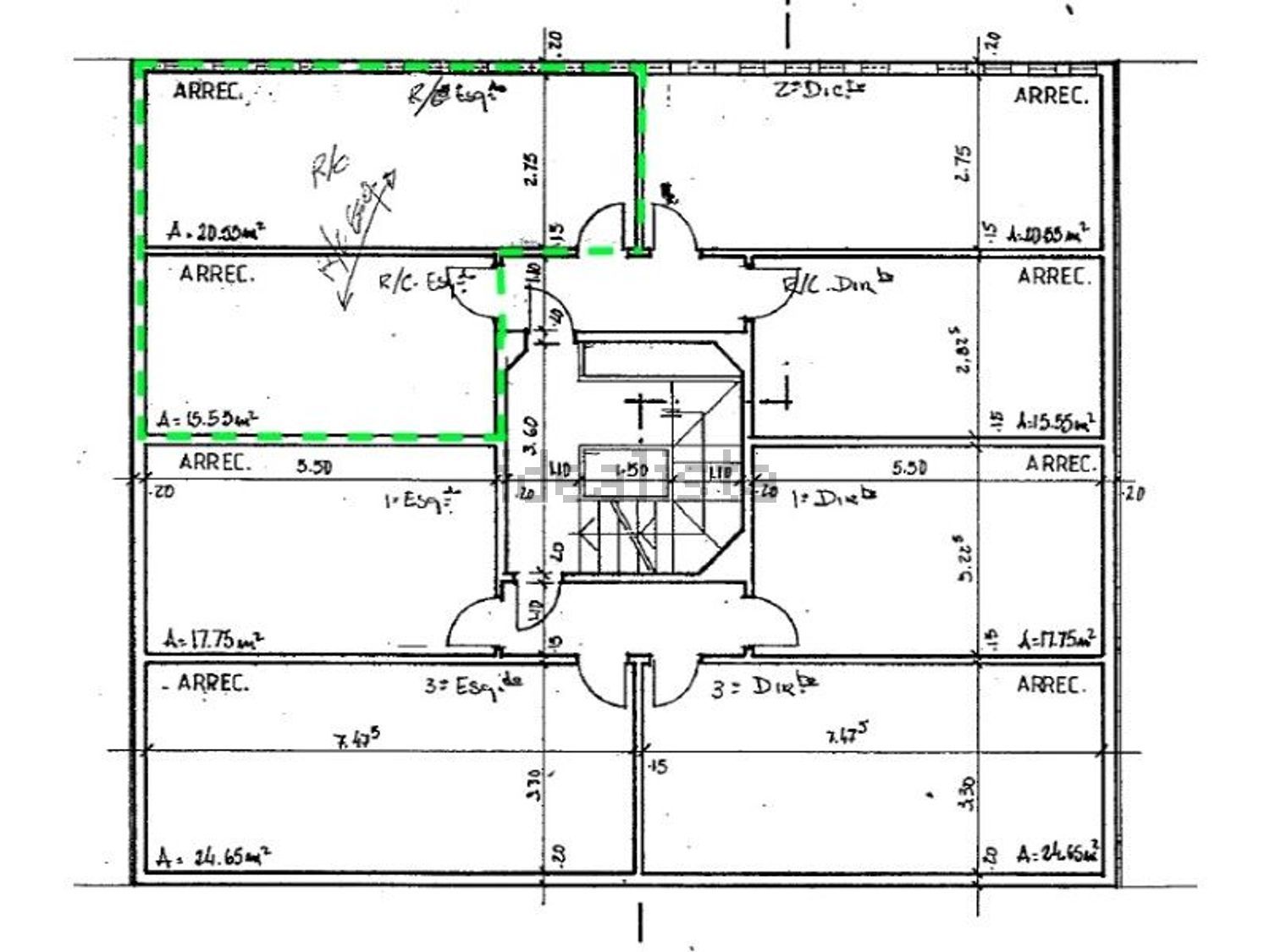 复式公寓出售在Santa Marta do Pinhal - 平面图