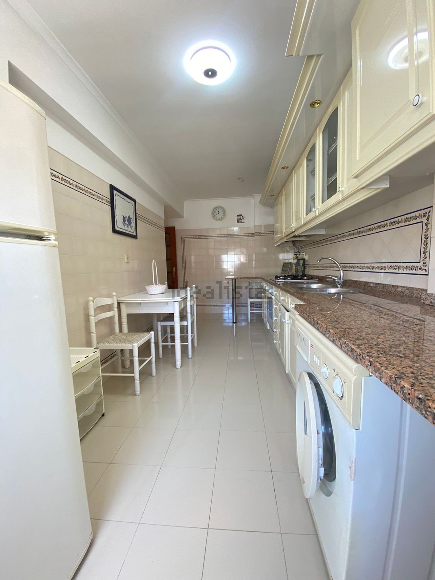 出租公寓 t3在Praceta Oscar Silva - 厨房