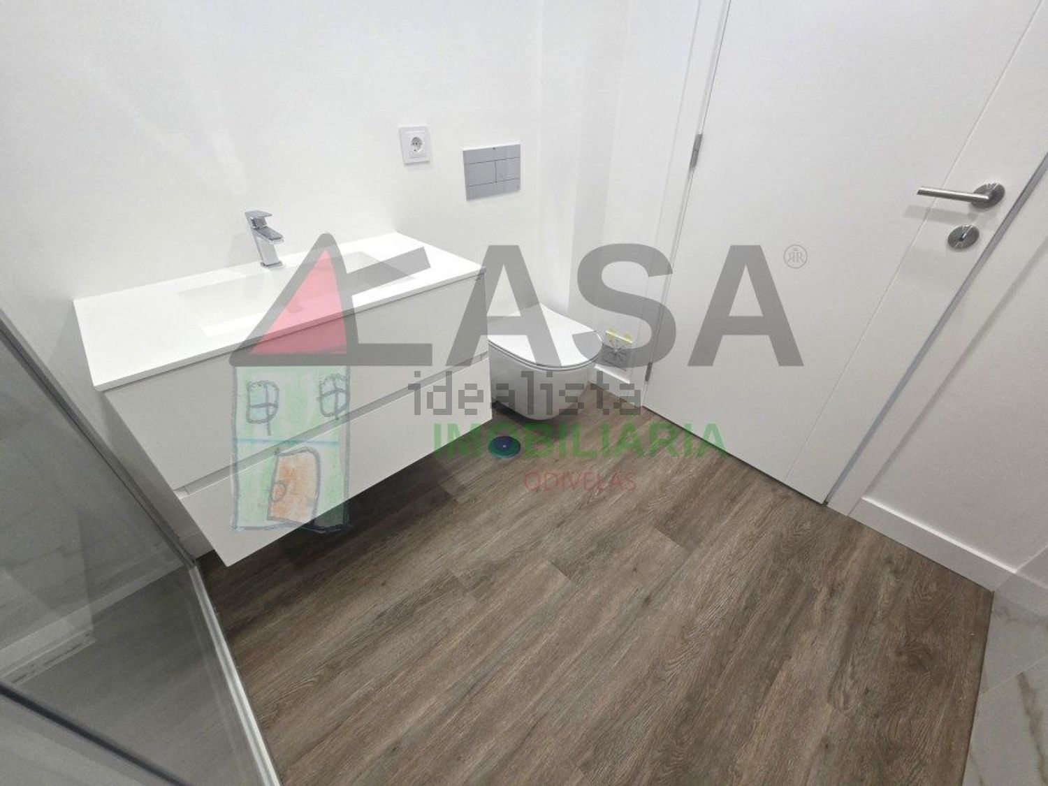 公寓 t2出售在Avenida Doutor António Silva Marques, 10 - 卫生间