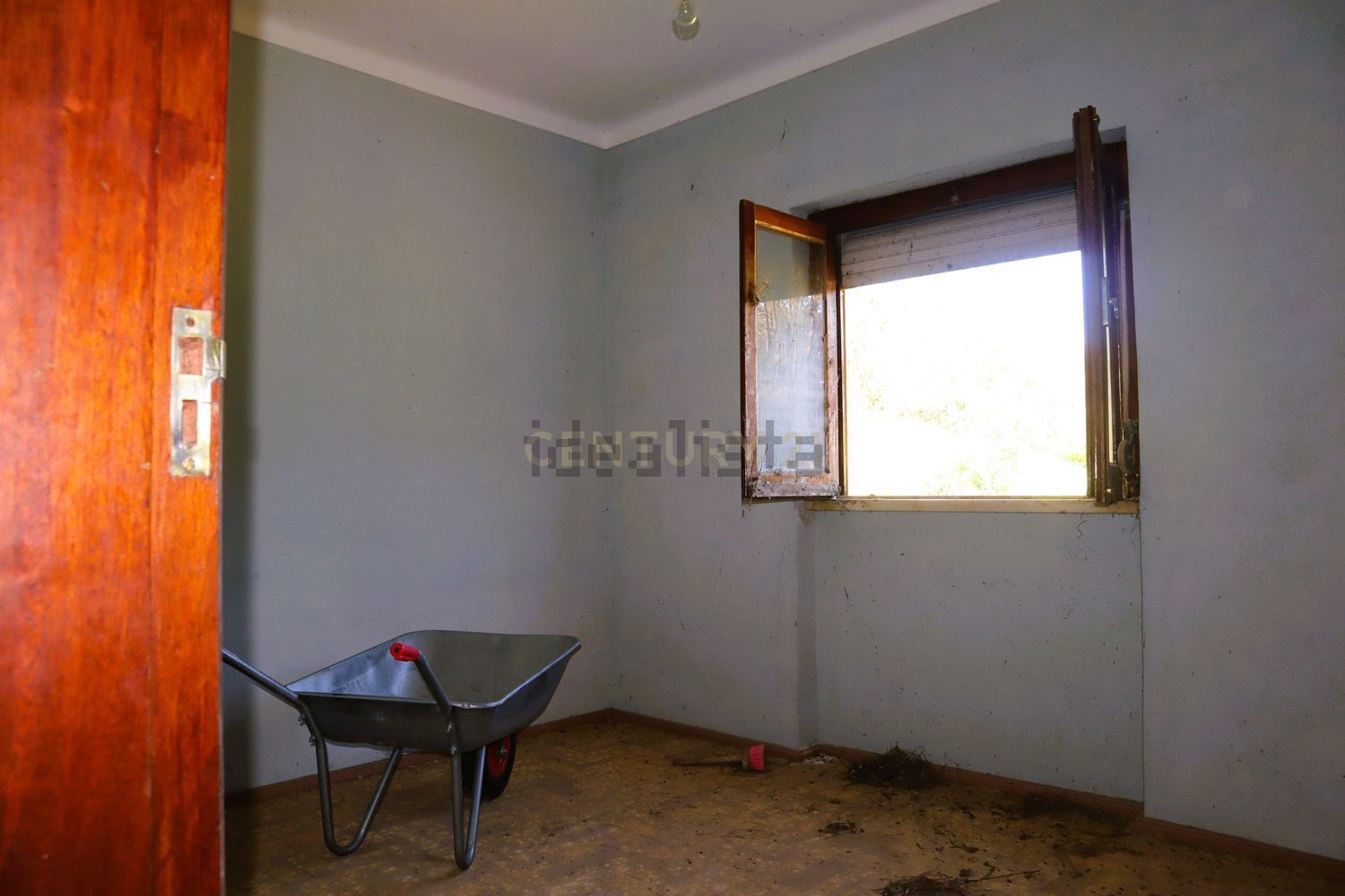 小楼房或独栋别墅出售在Estrada de Santo Estevão - 居住