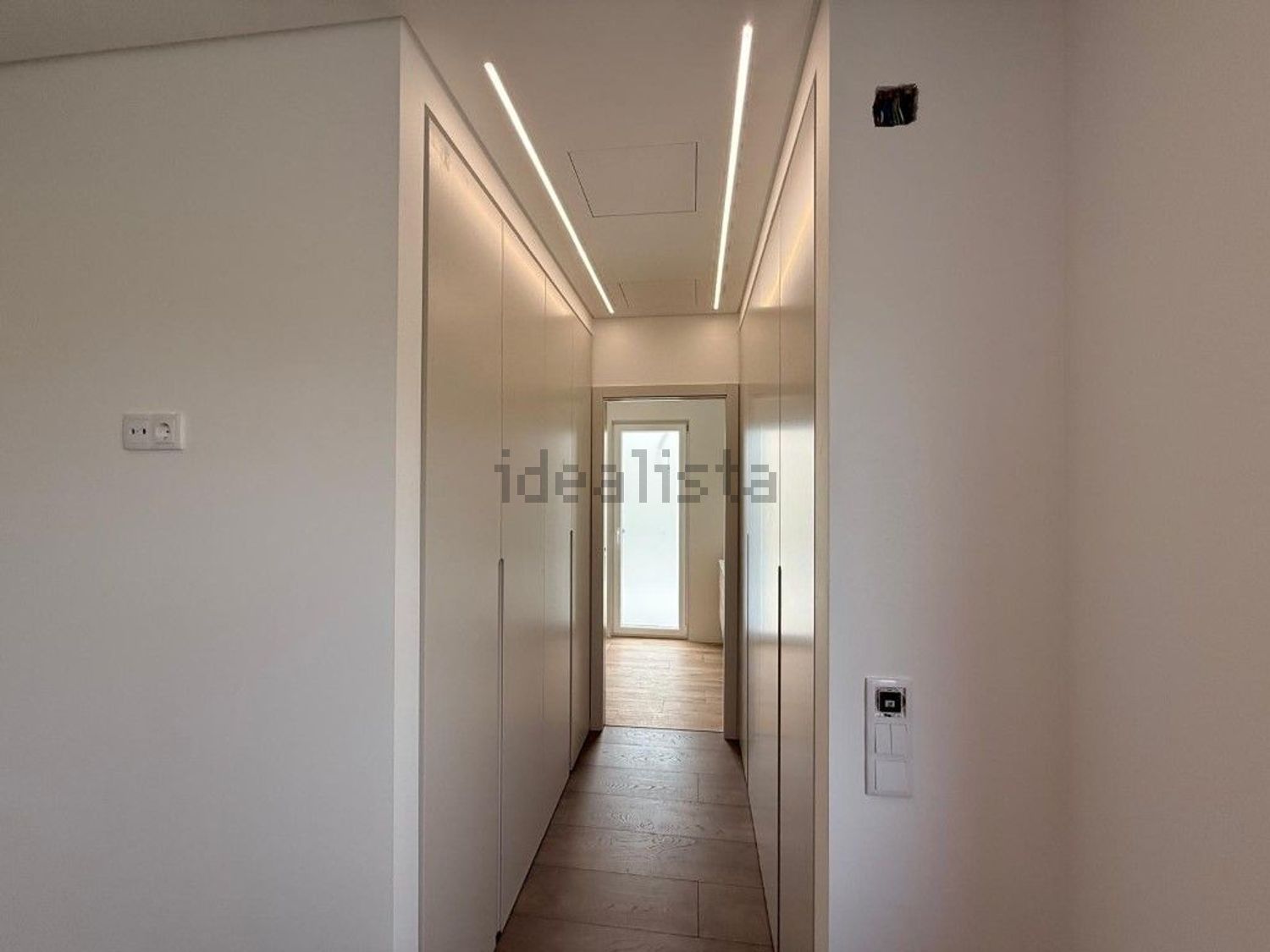 小楼房或独栋别墅出售在Rua dos Pedros - 过道