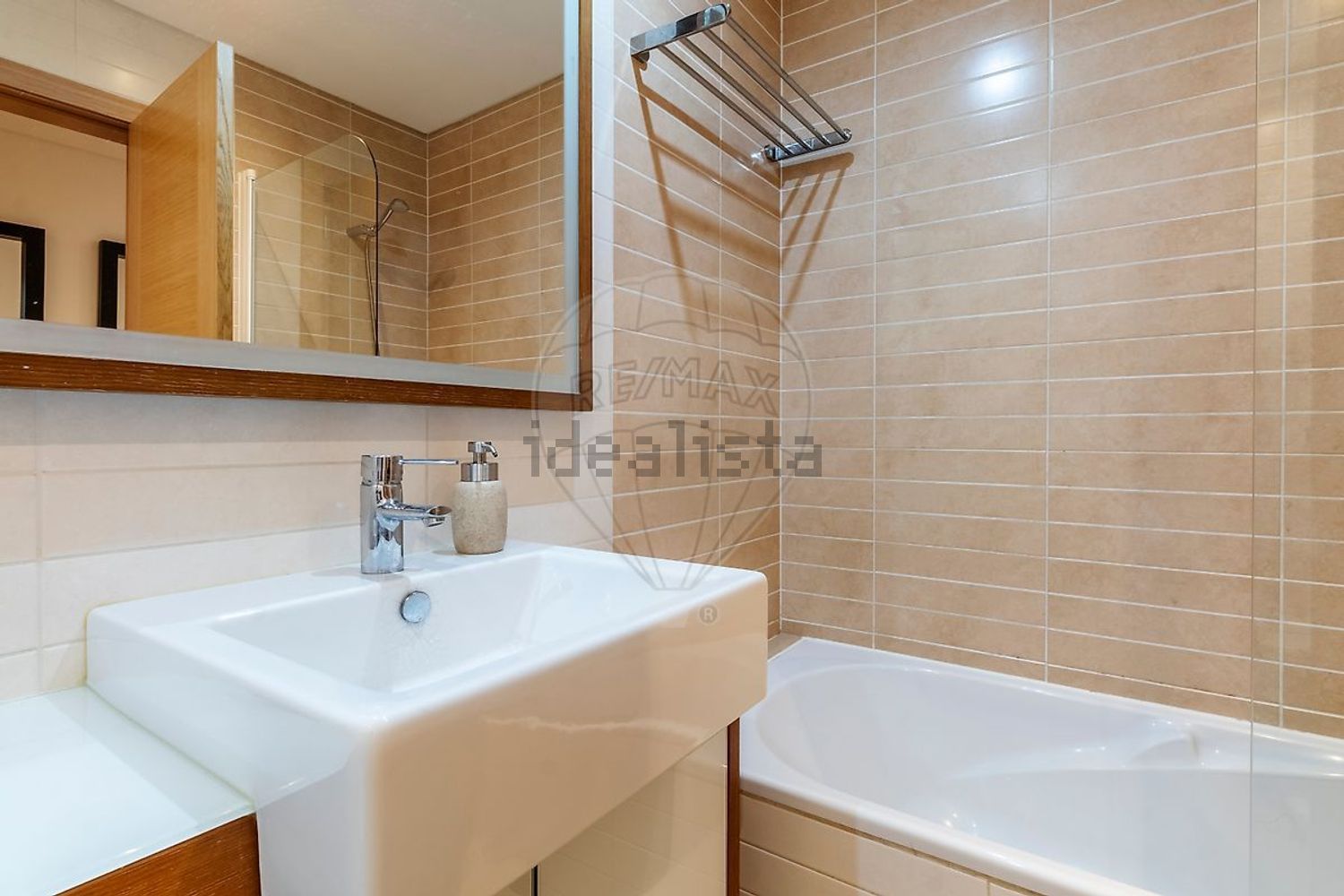 出租公寓 t2在Estrada São Bartolomeu - 卫生间