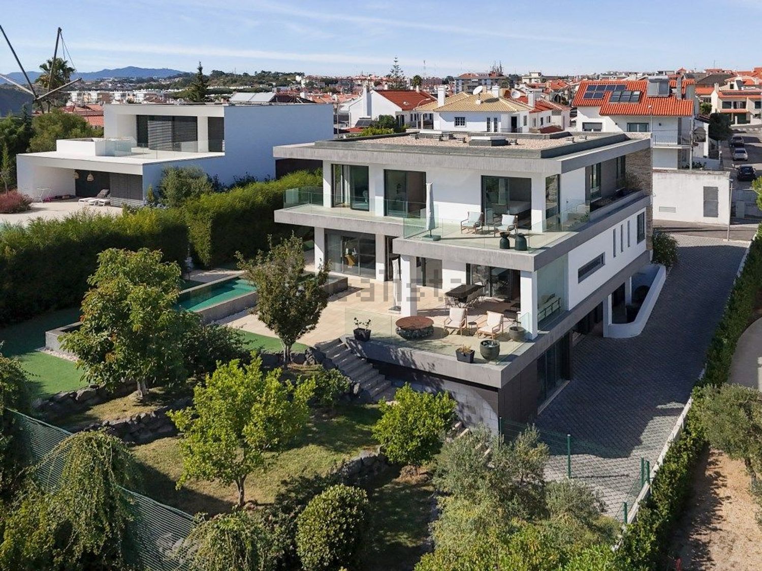 小楼房或独栋别墅出售在Nova Oeiras - Quinta das Palmeiras - 外立面